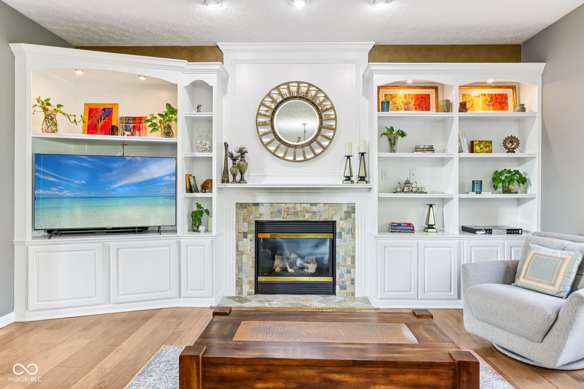 4100 Field Master Circle