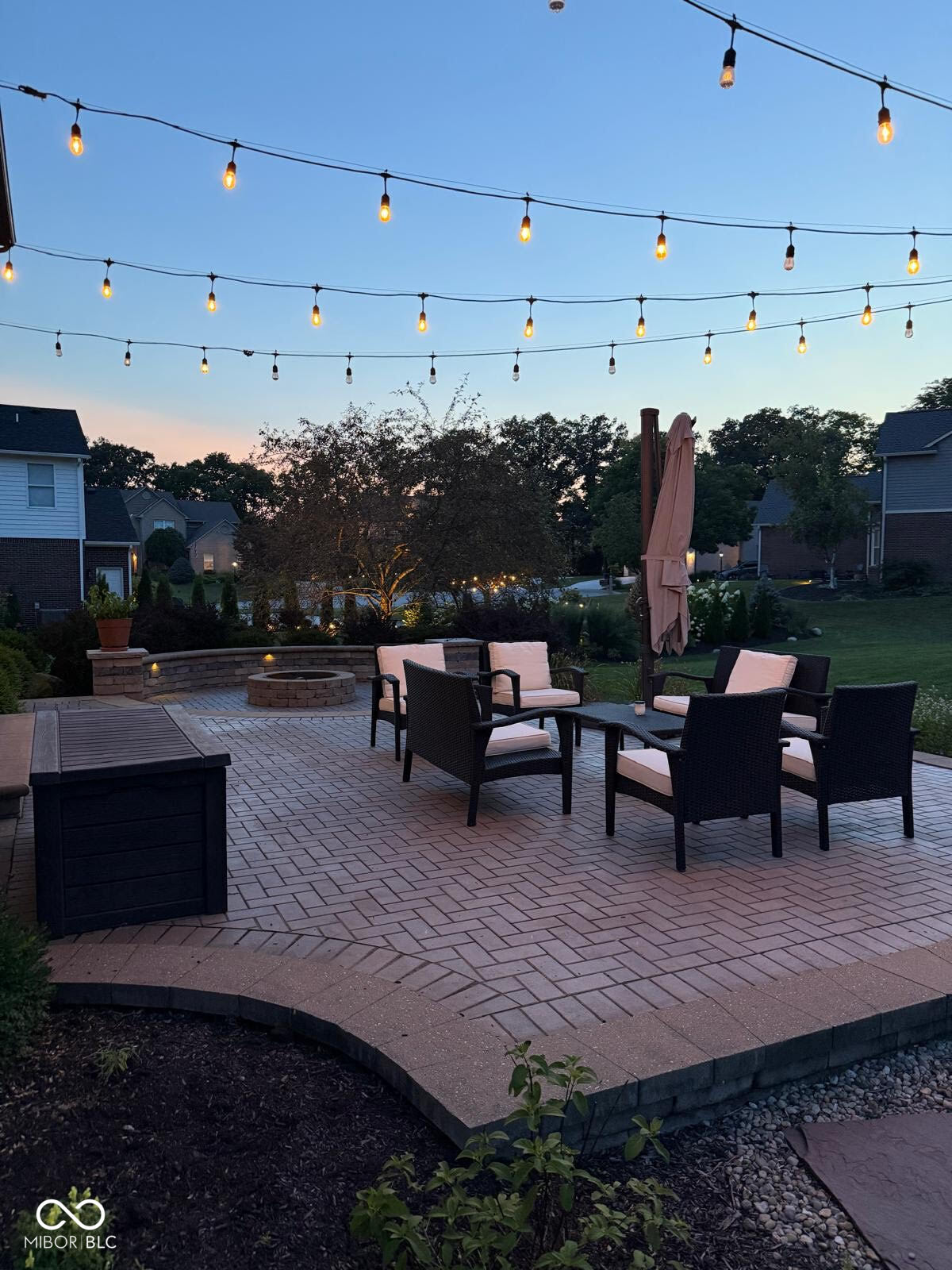 4100 Field Master Circle