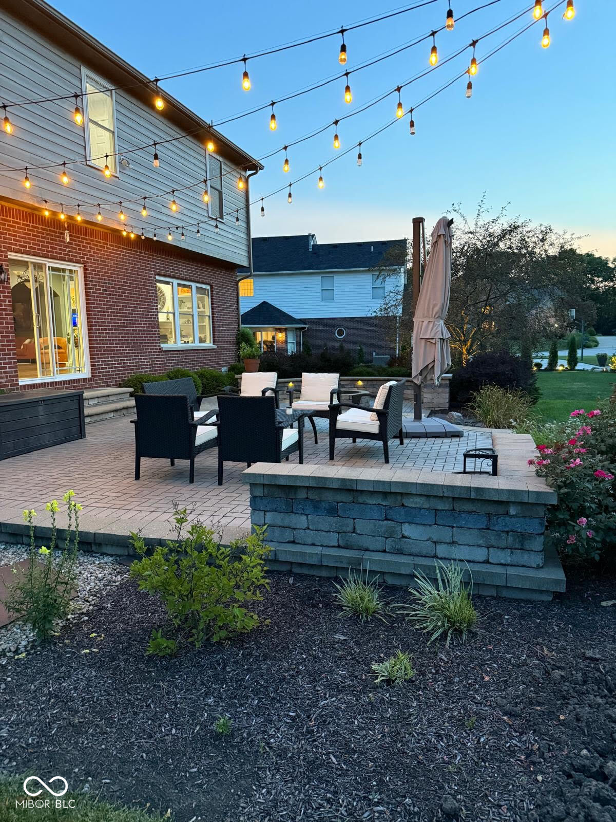 4100 Field Master Circle