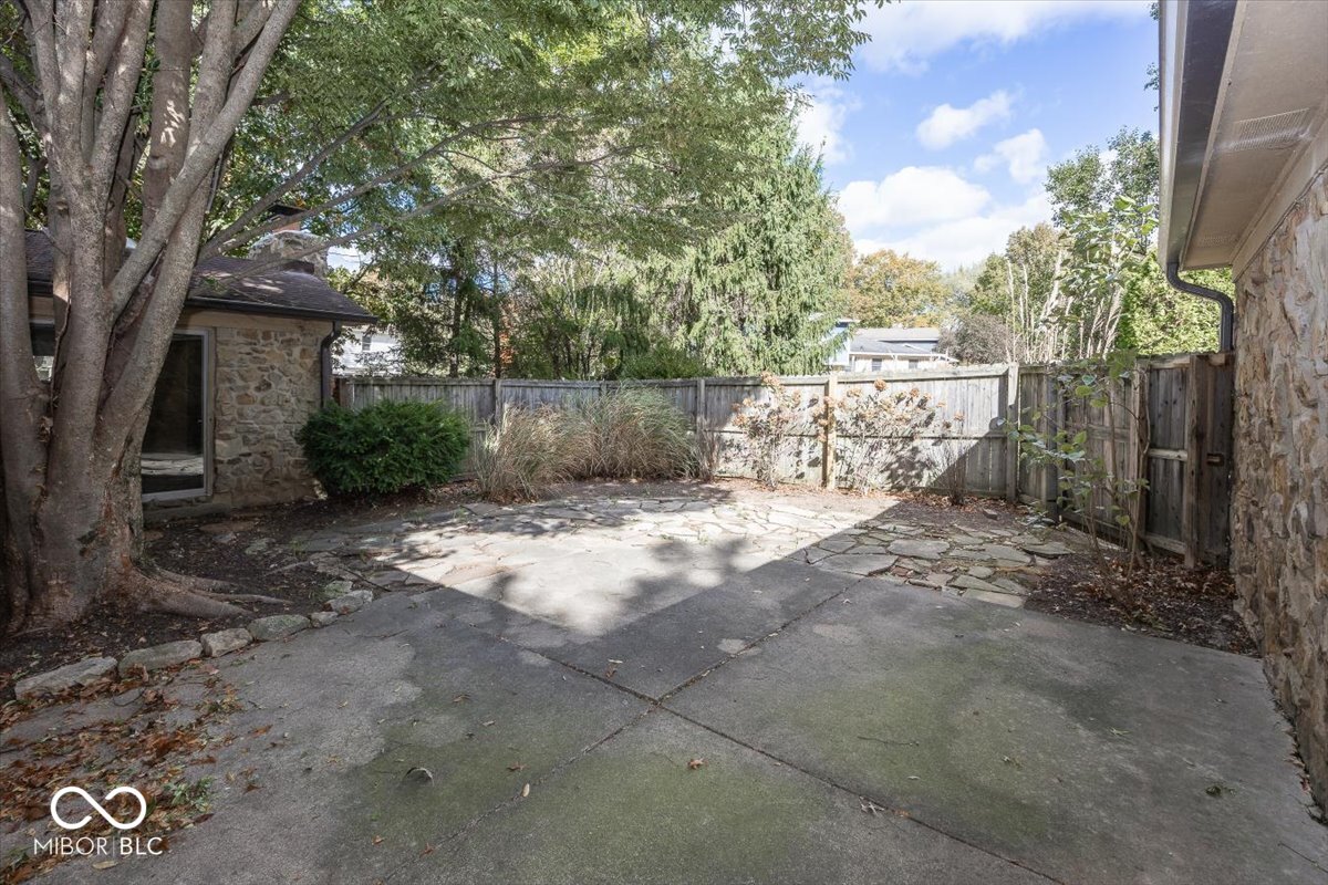 4734 Buckingham Court