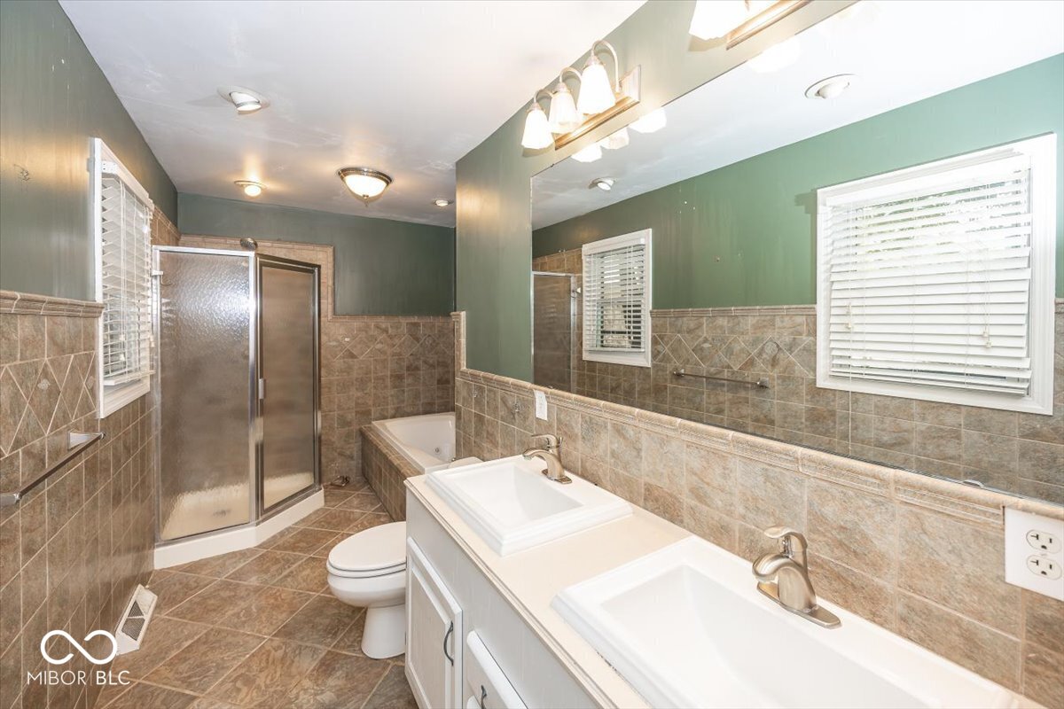 4734 Buckingham Court