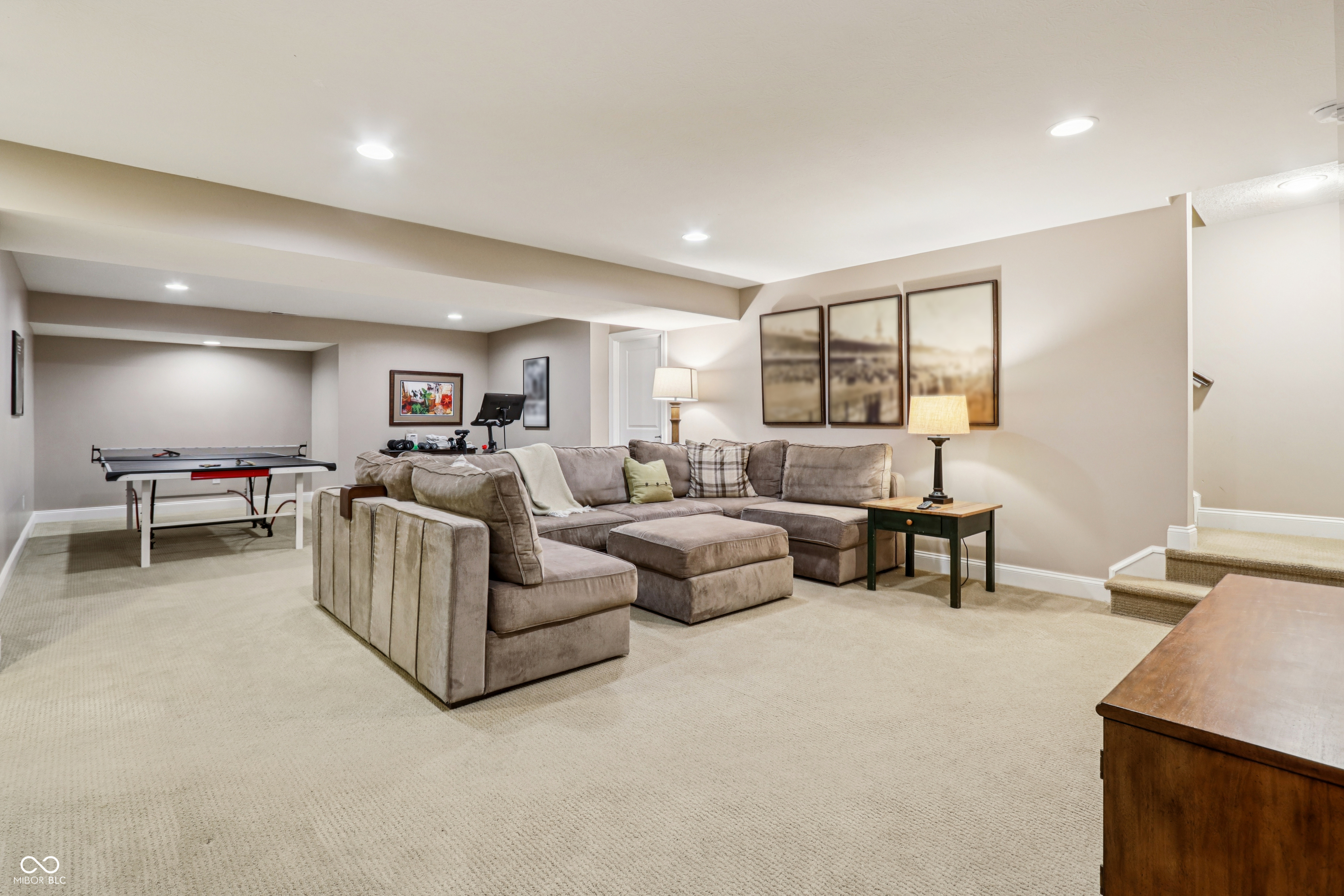 4996 Holston Hills Drive