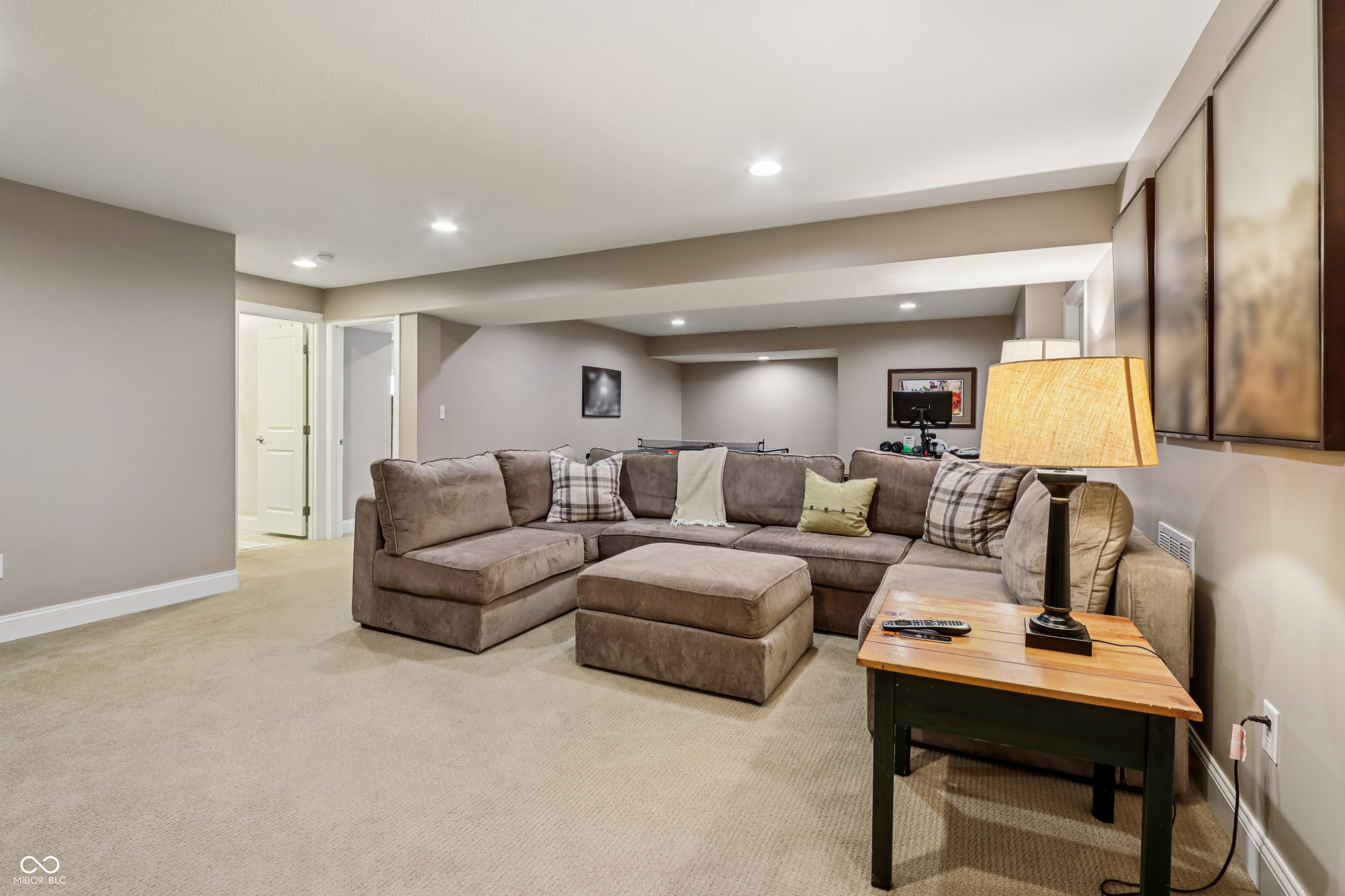 4996 Holston Hills Drive