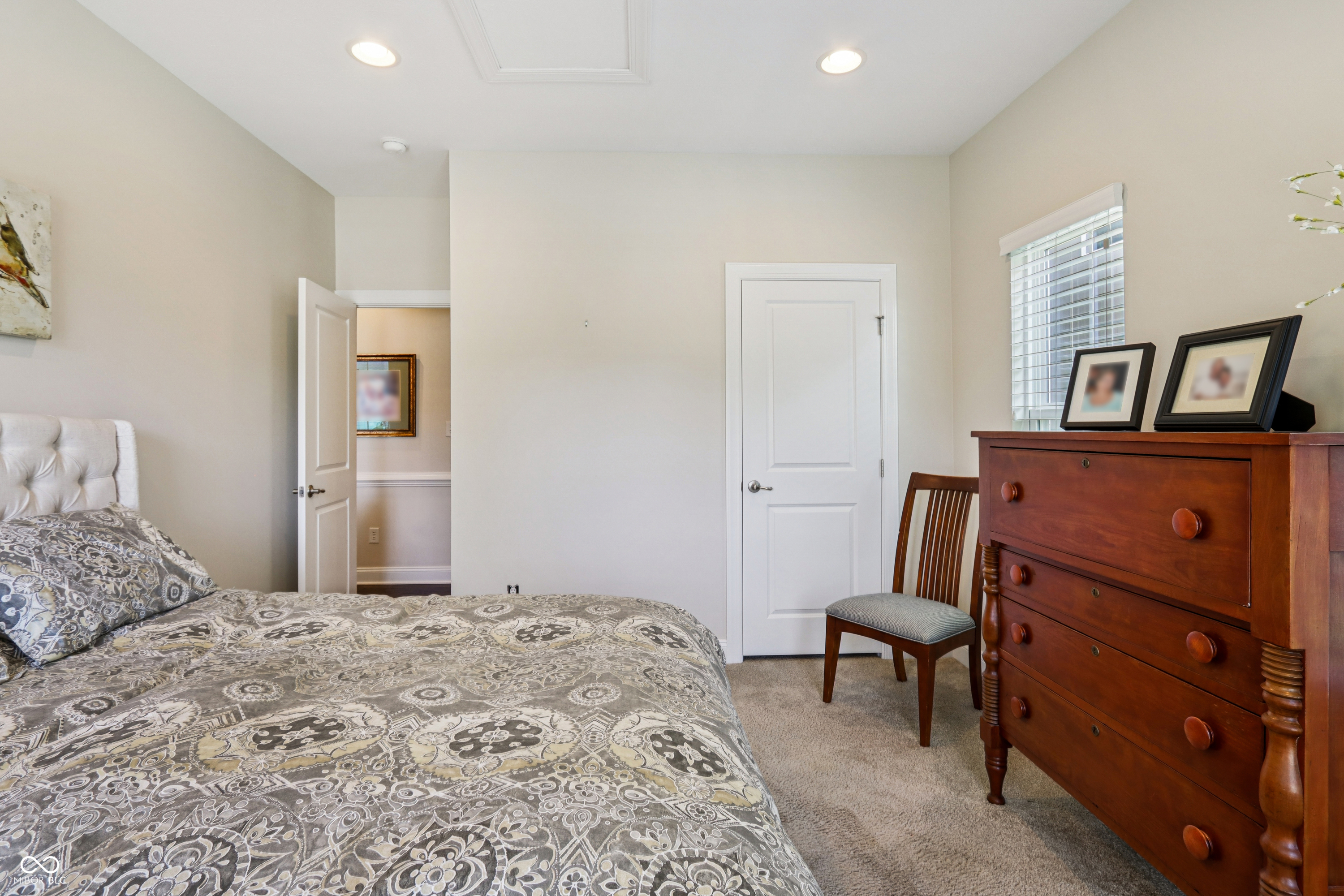 4996 Holston Hills Drive