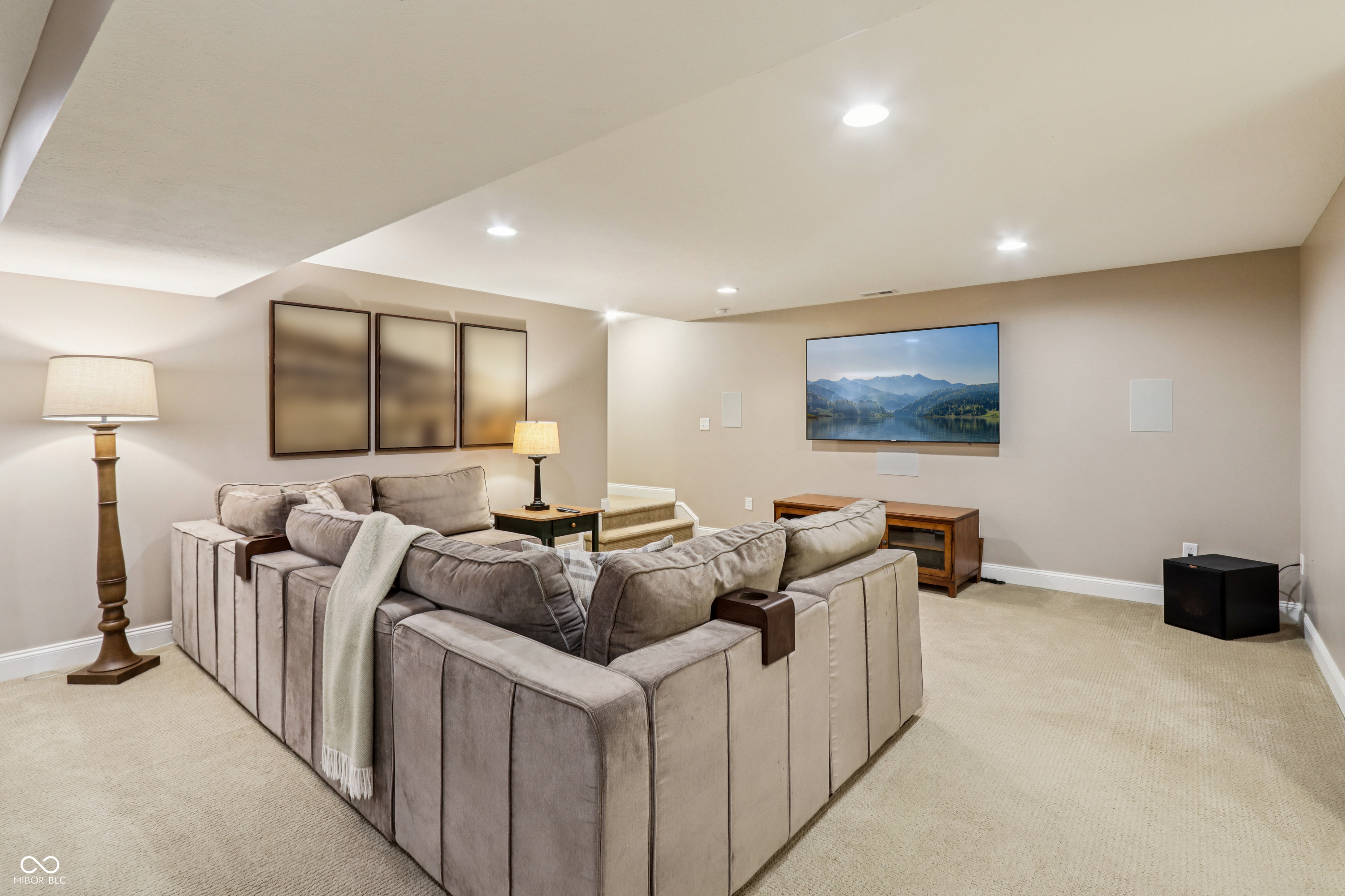 4996 Holston Hills Drive