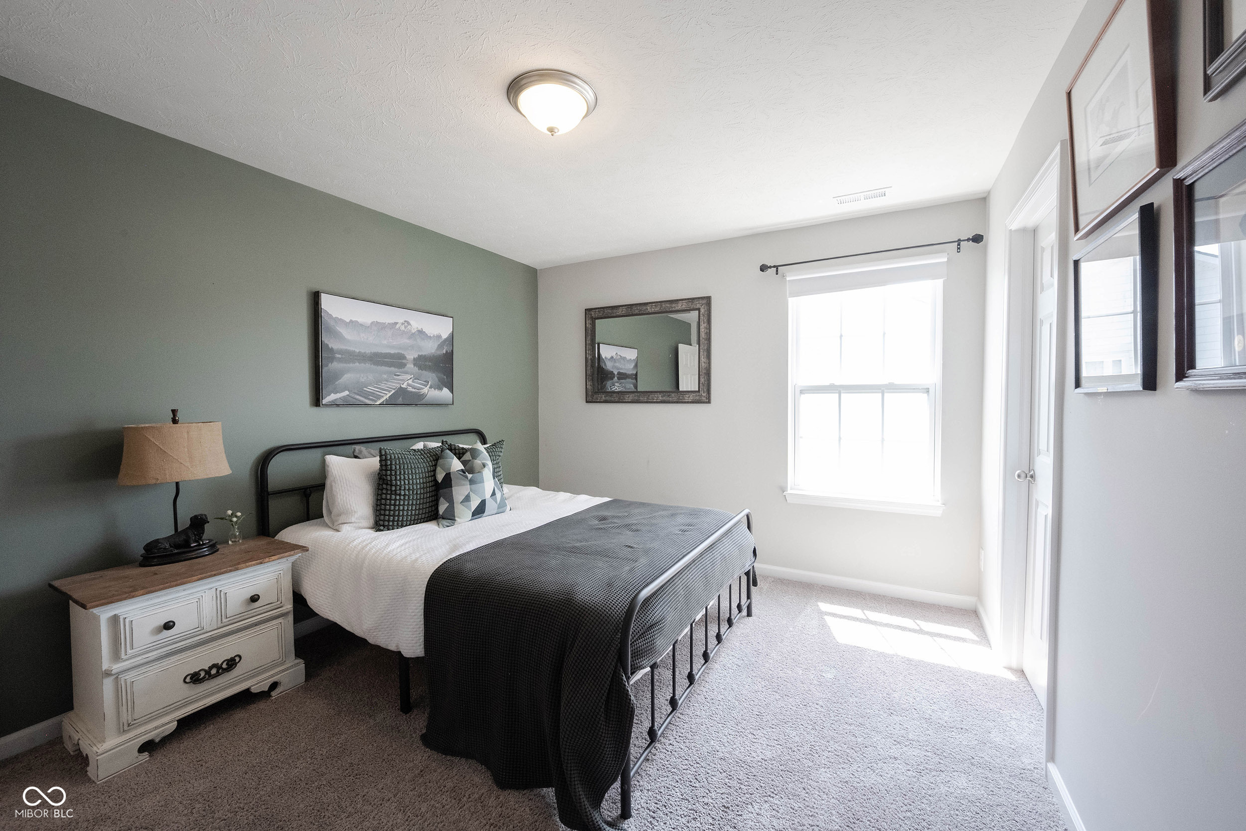 10389 Blue Ribbon Boulevard