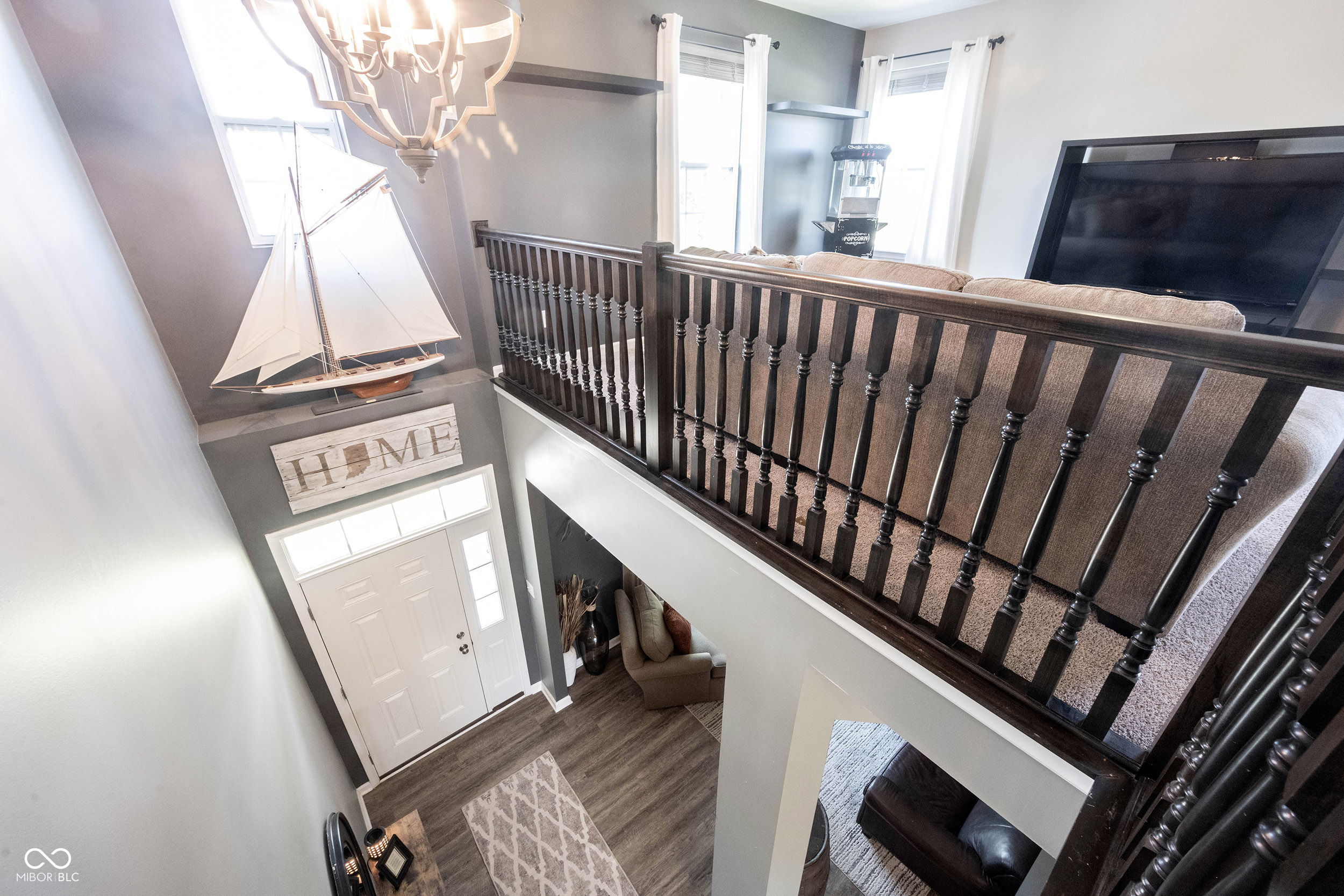 10389 Blue Ribbon Boulevard