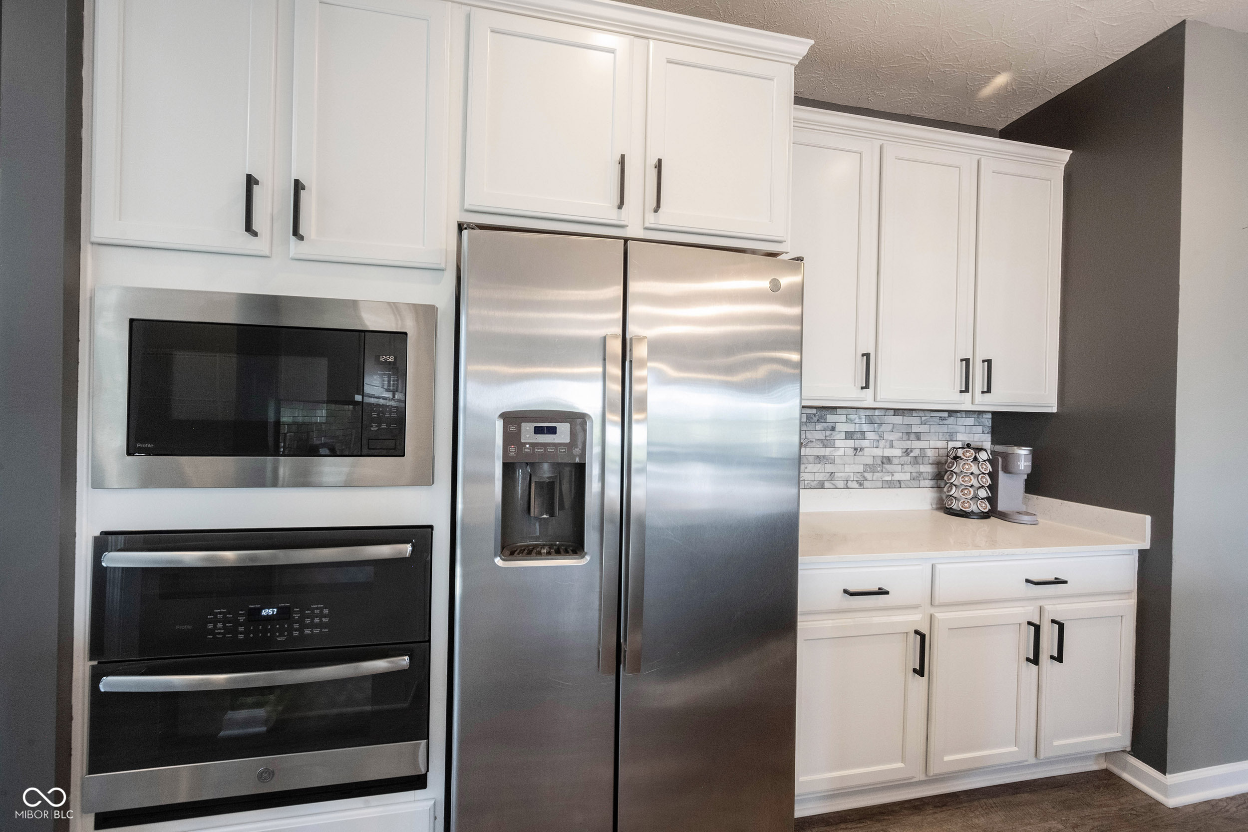 10389 Blue Ribbon Boulevard