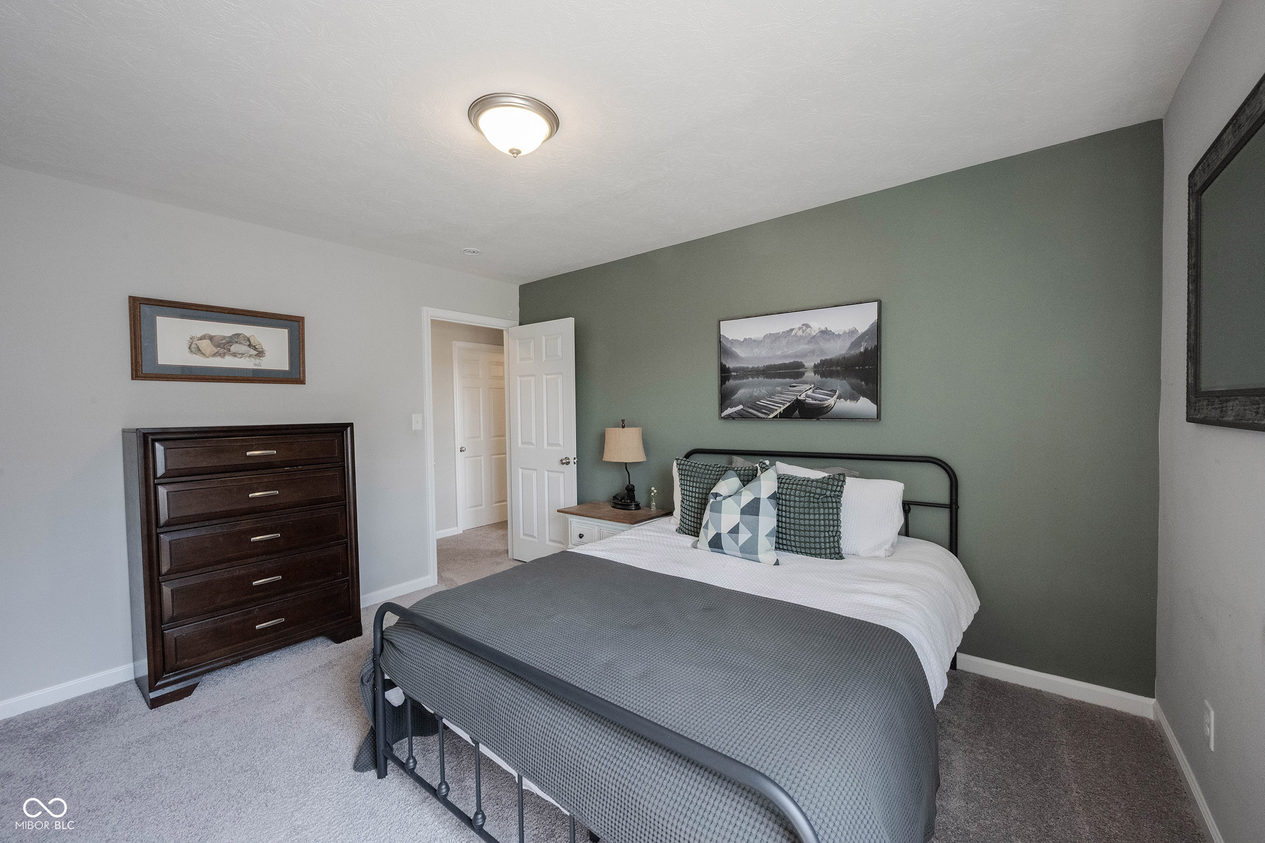 10389 Blue Ribbon Boulevard