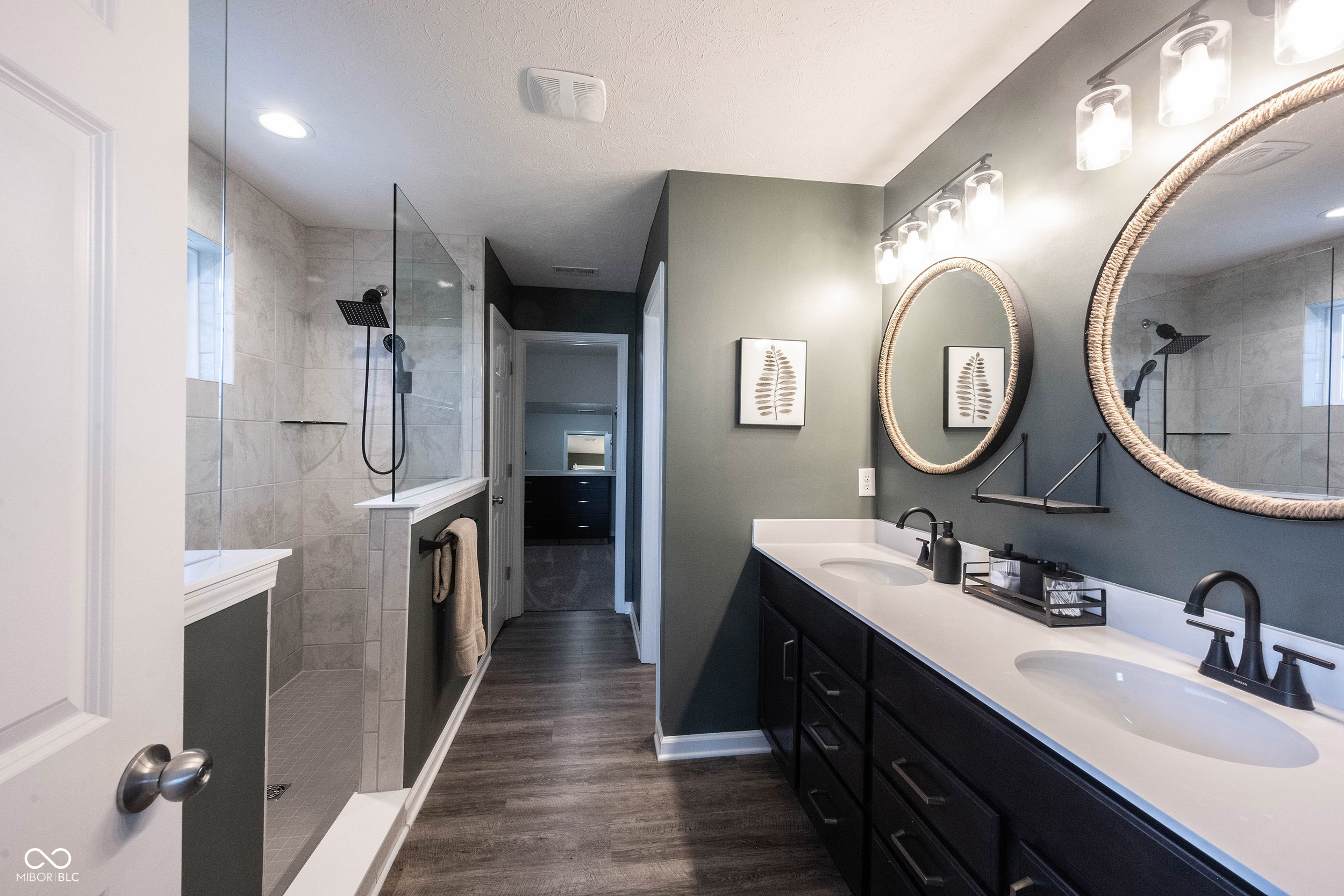 10389 Blue Ribbon Boulevard