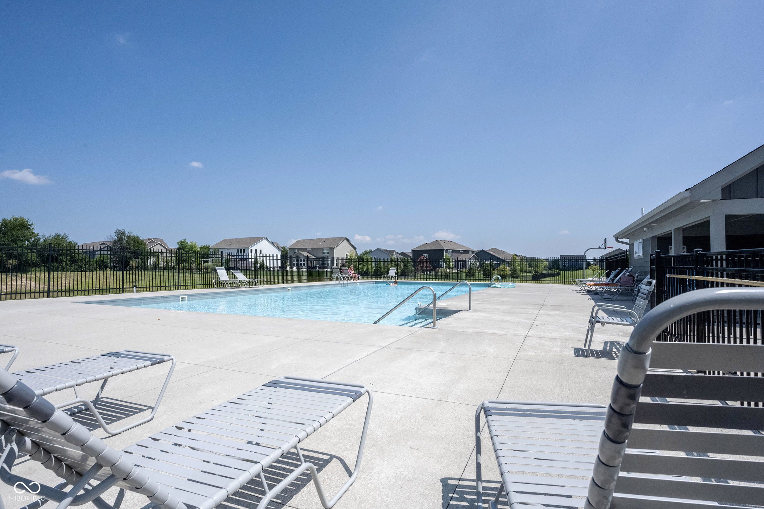 10389 Blue Ribbon Boulevard