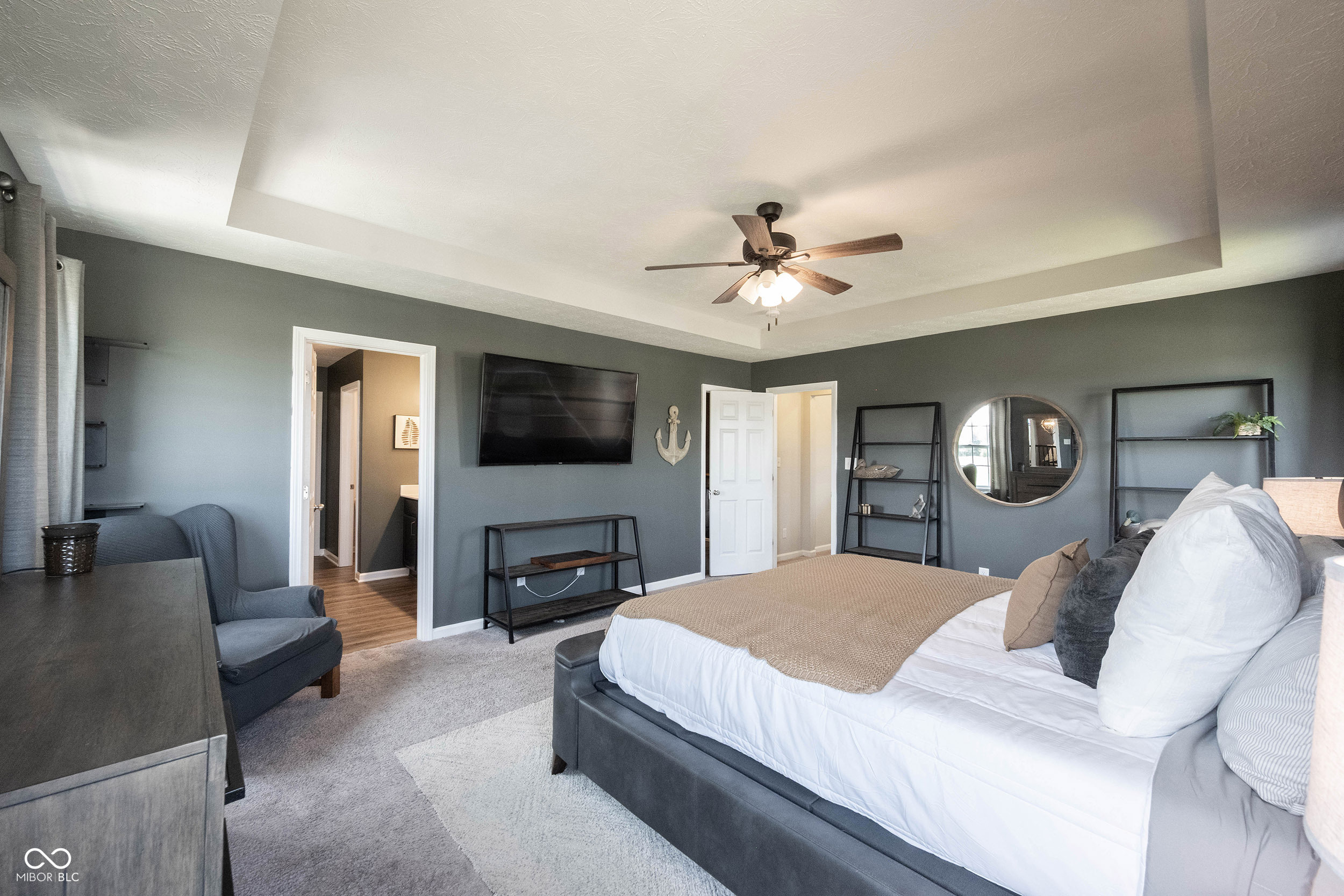 10389 Blue Ribbon Boulevard