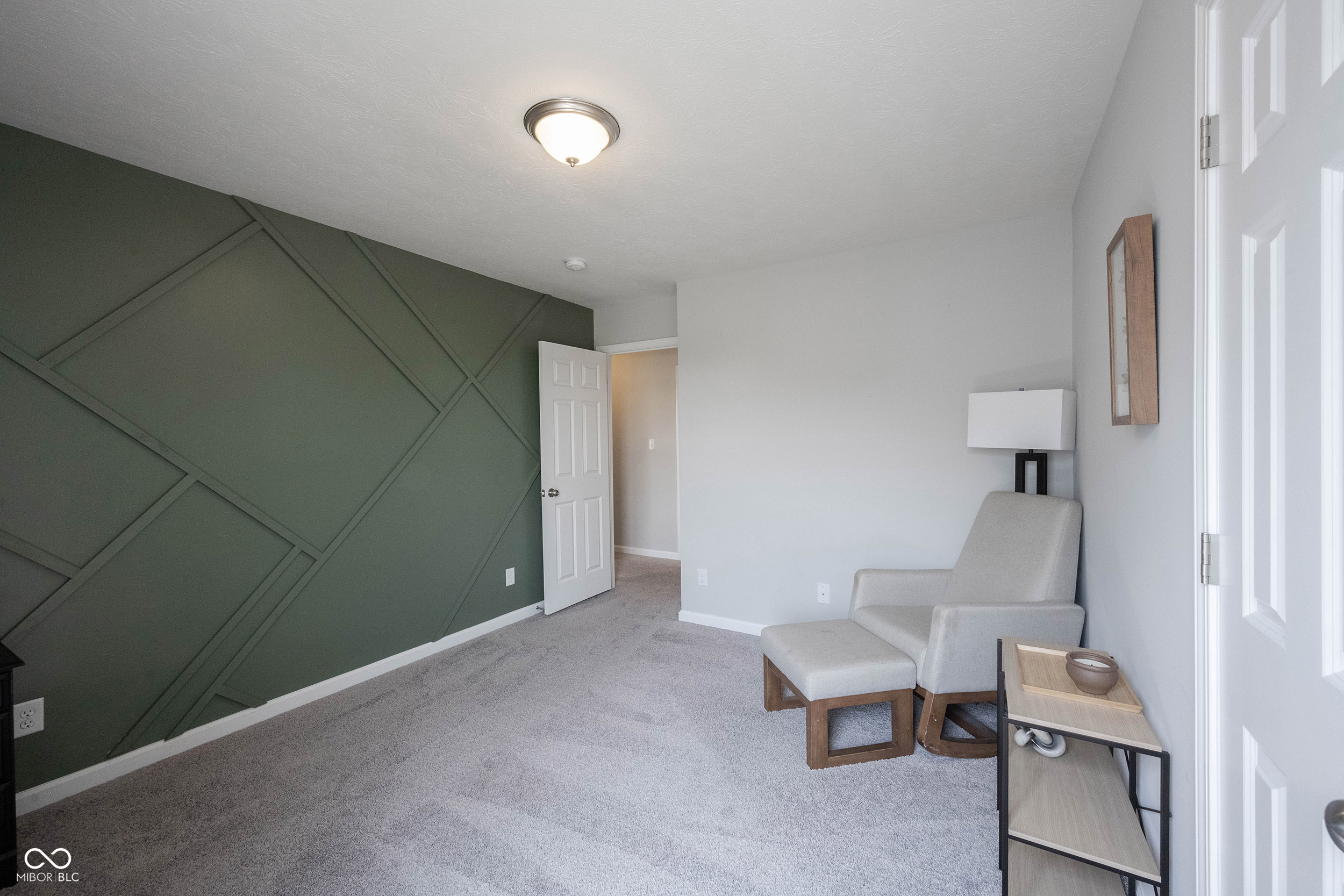 10389 Blue Ribbon Boulevard