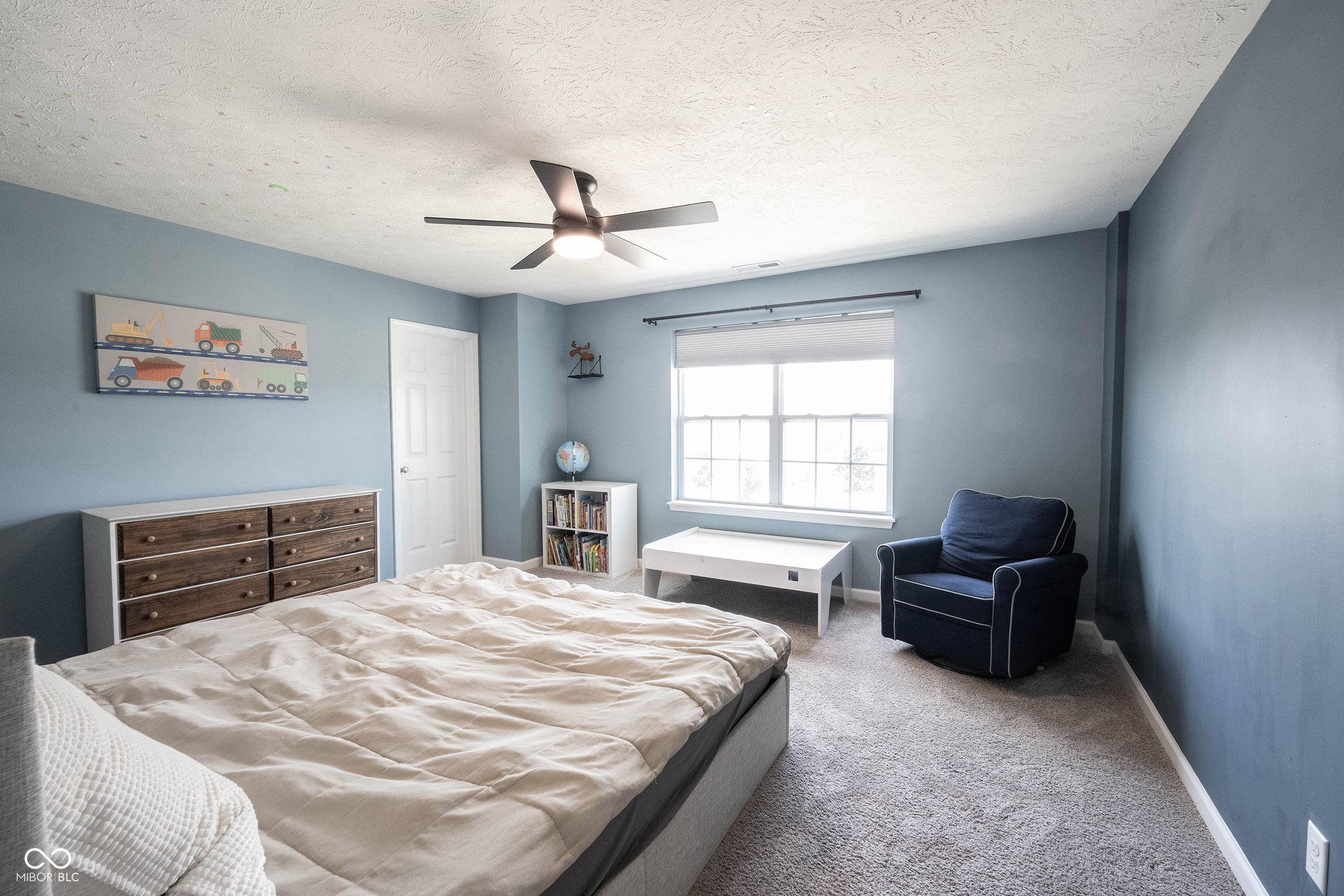 10389 Blue Ribbon Boulevard