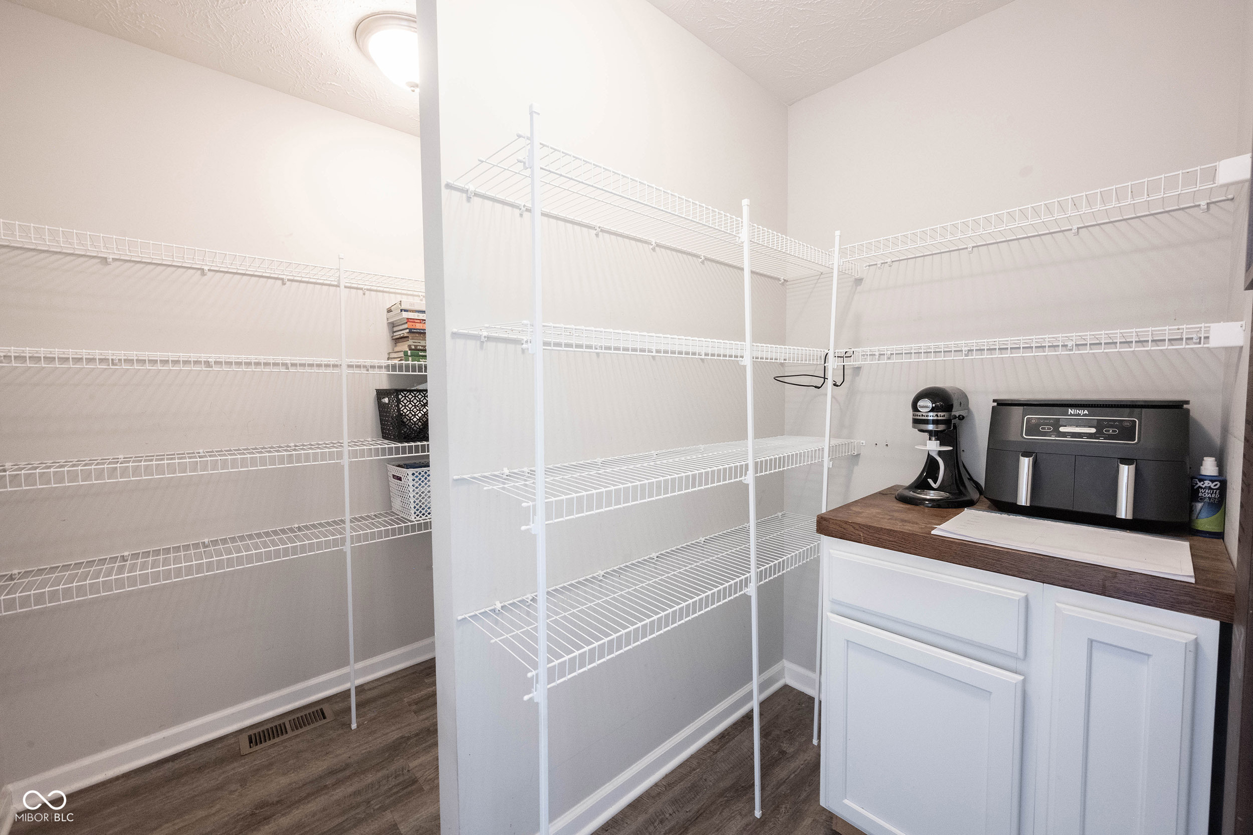 10389 Blue Ribbon Boulevard