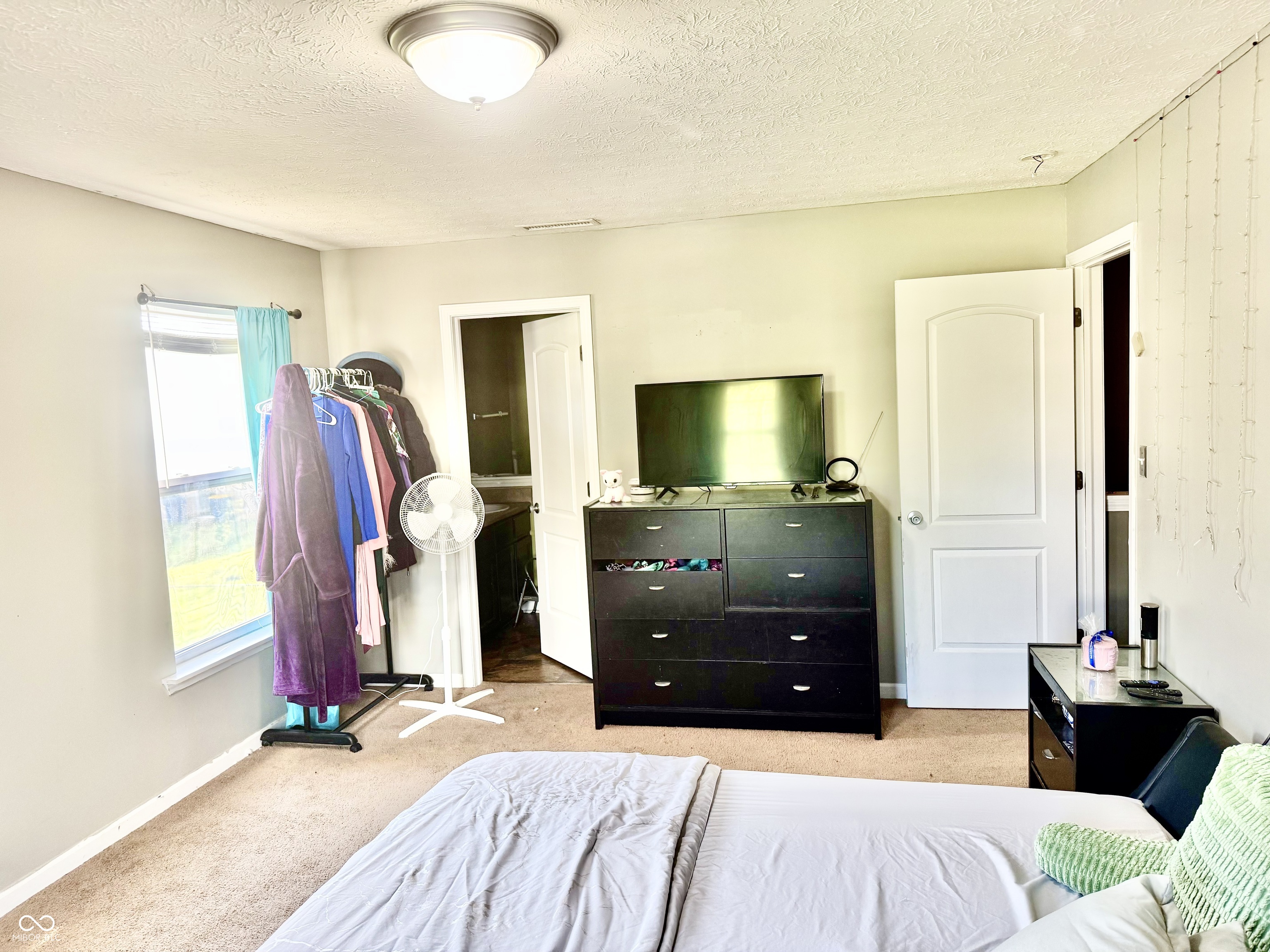 4046 Steelewater Way