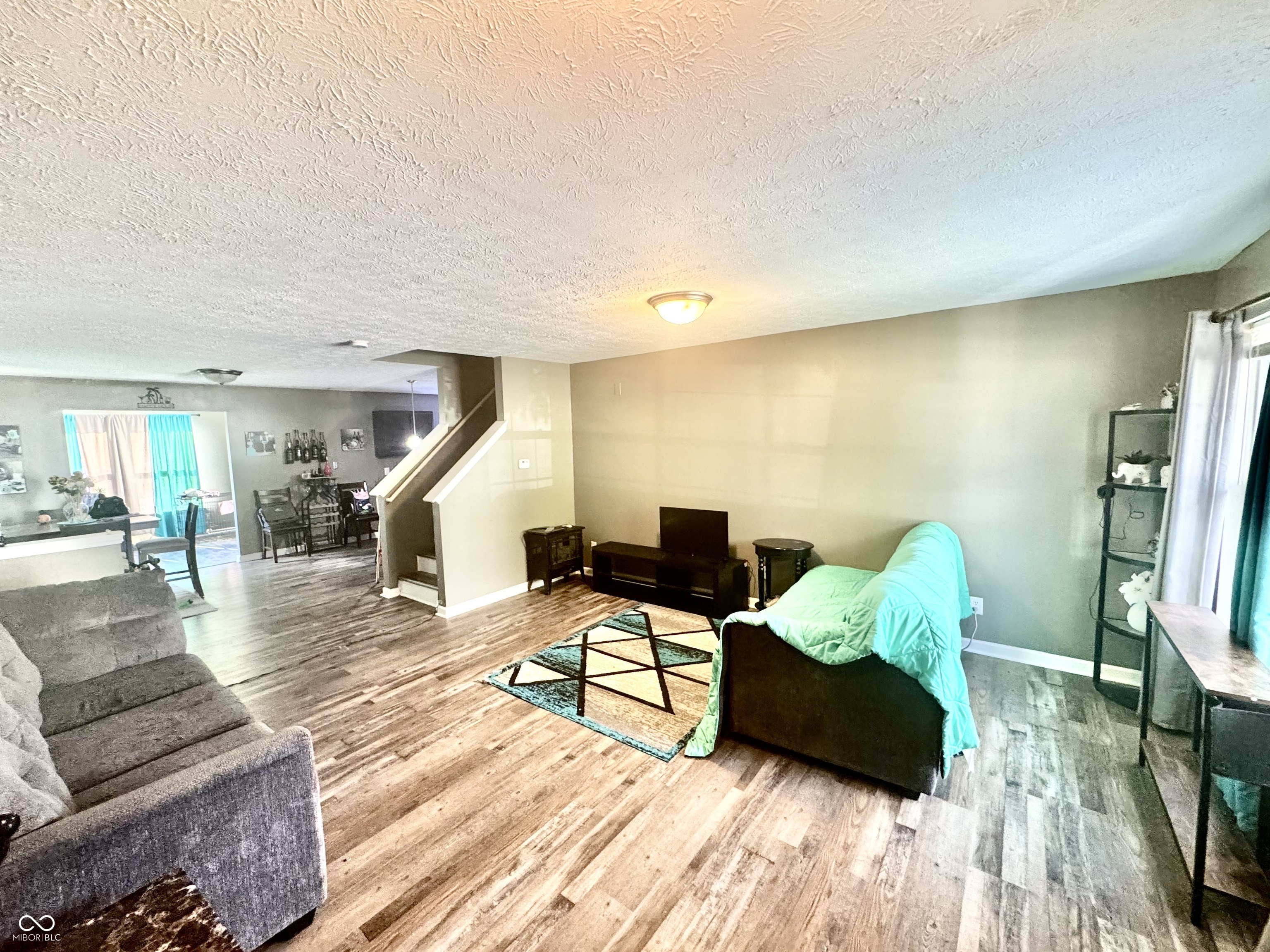 4046 Steelewater Way