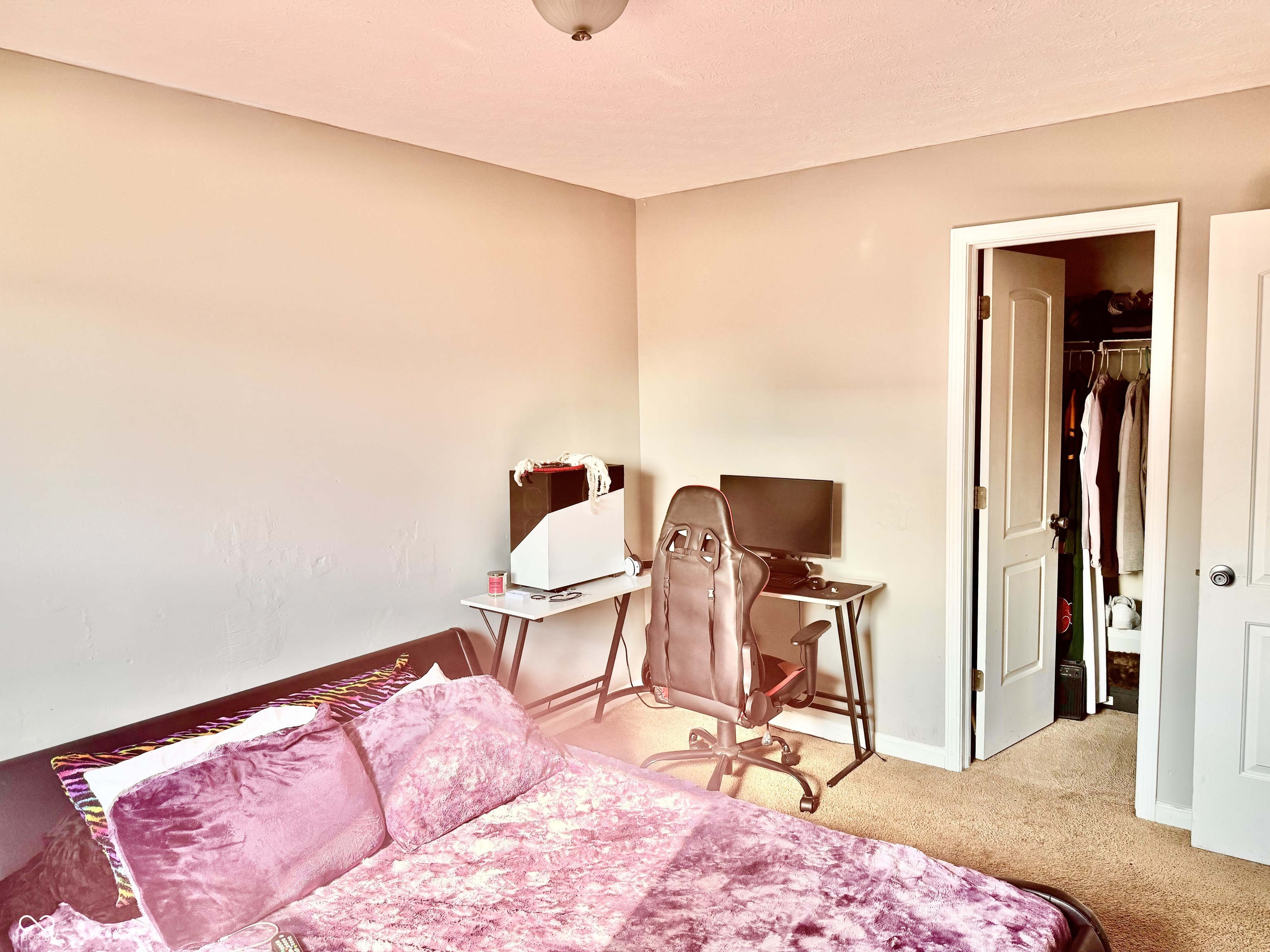 4046 Steelewater Way