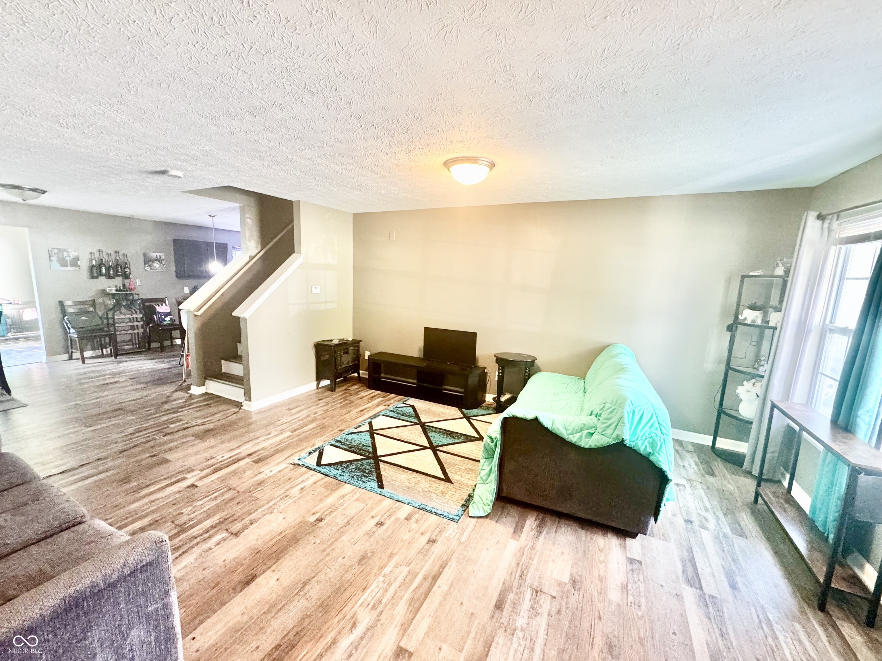 4046 Steelewater Way