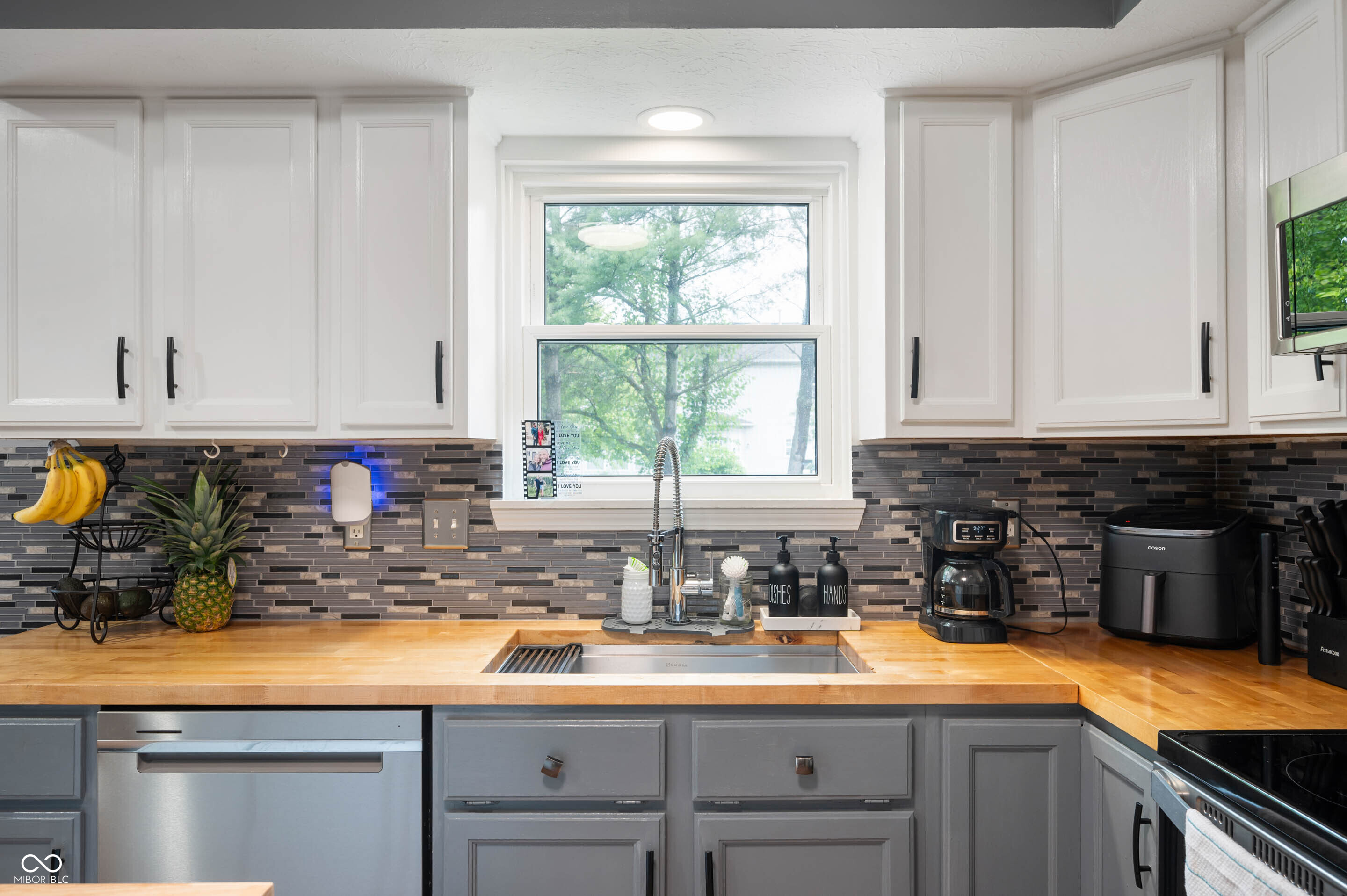 11008 Springtree Place