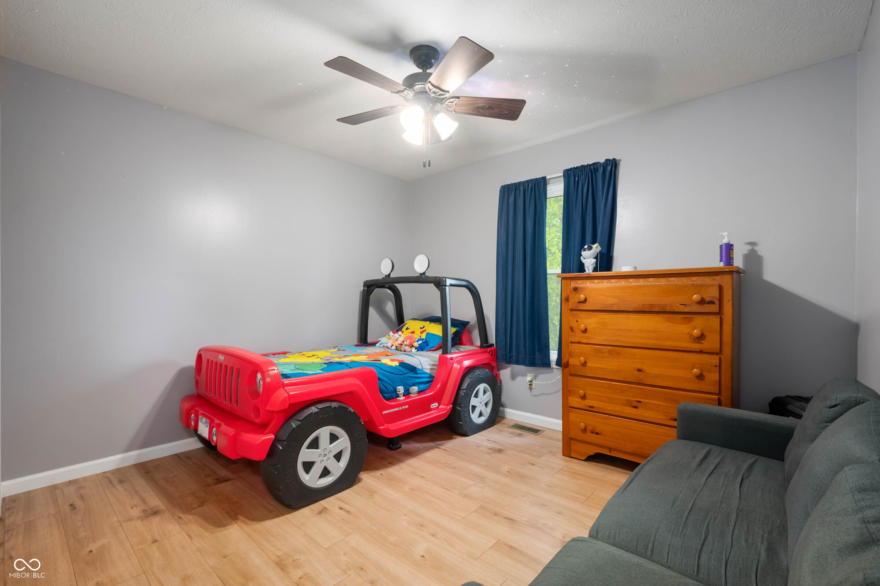 11008 Springtree Place