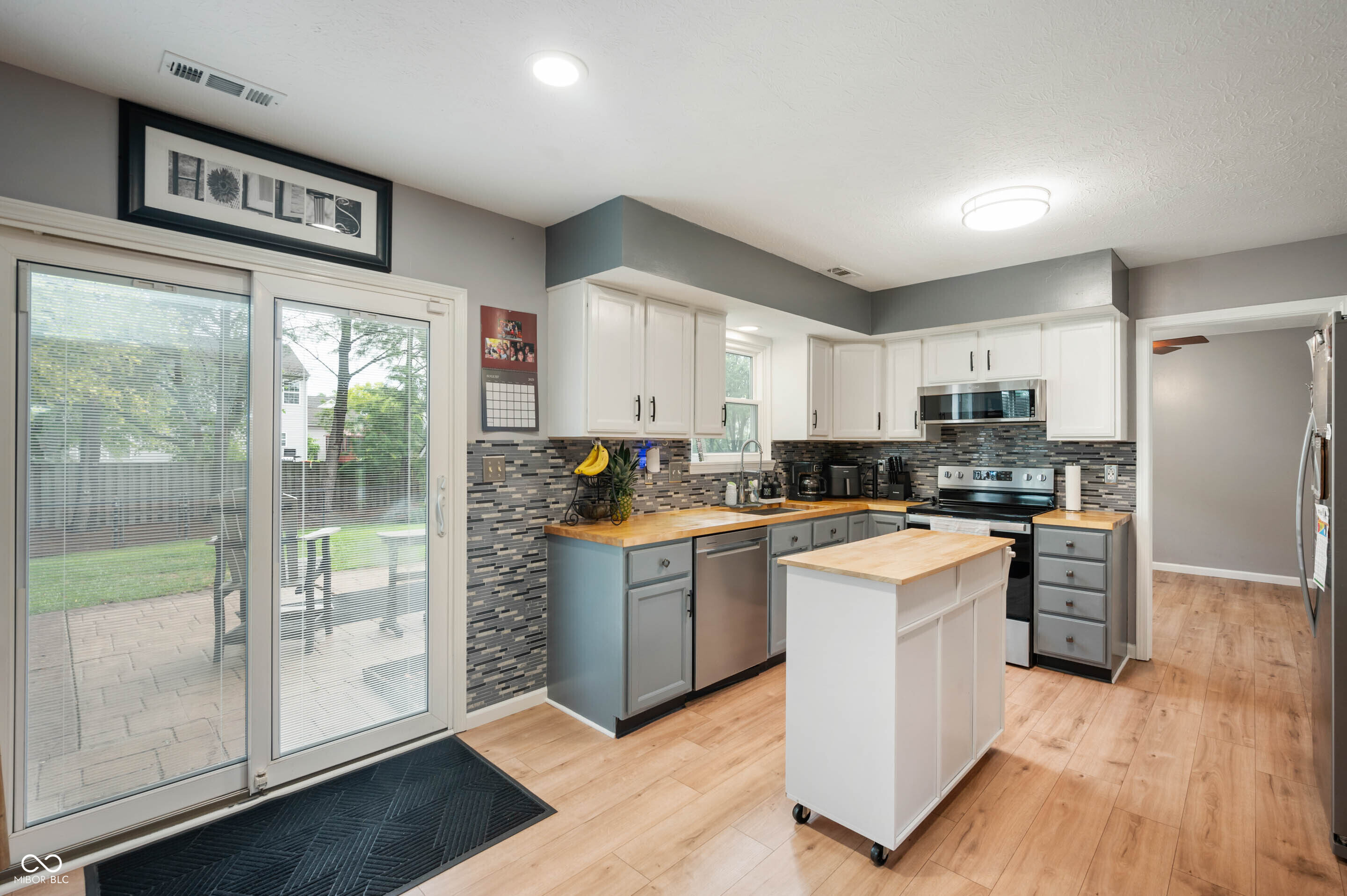 11008 Springtree Place