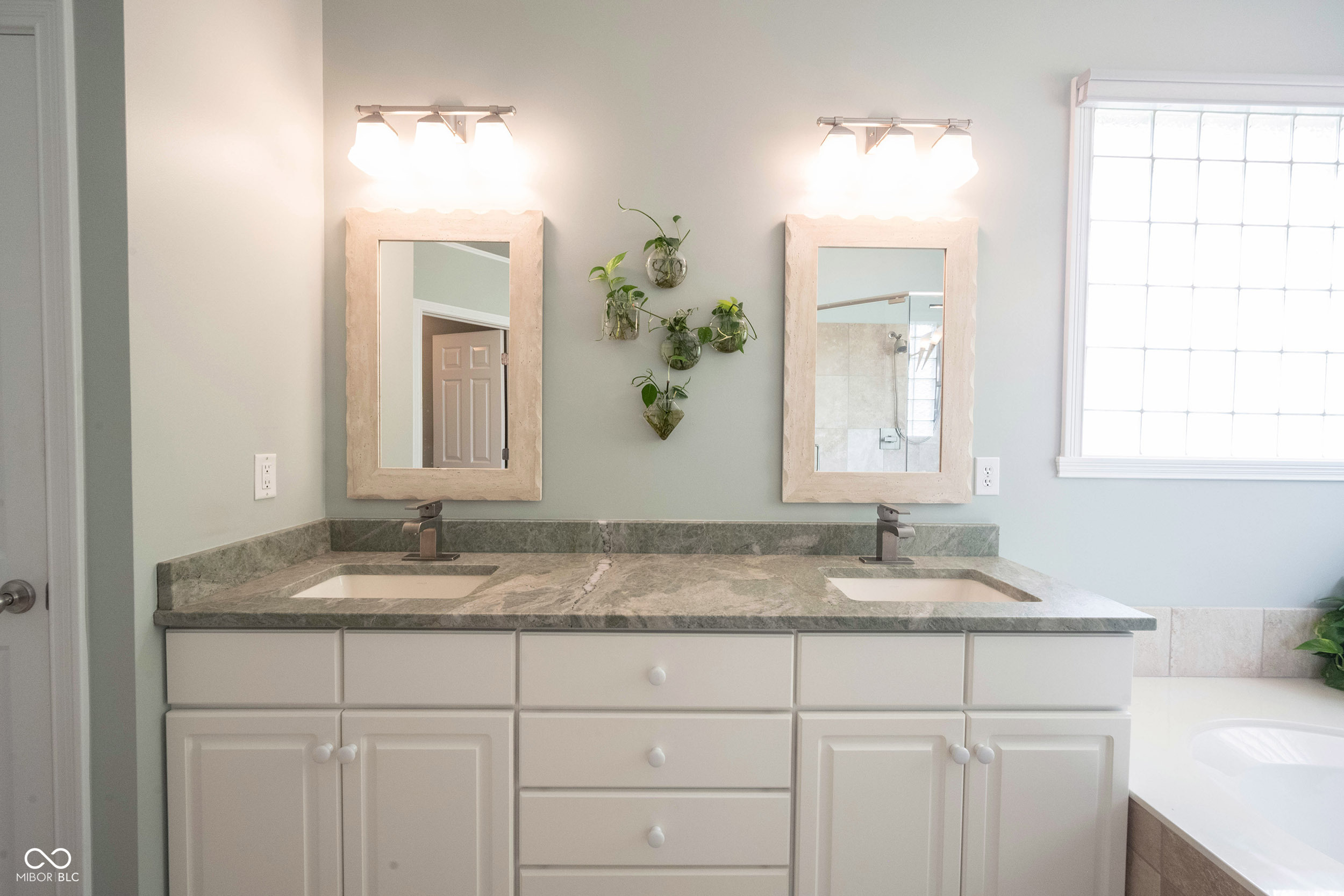 10510 Inverness Court