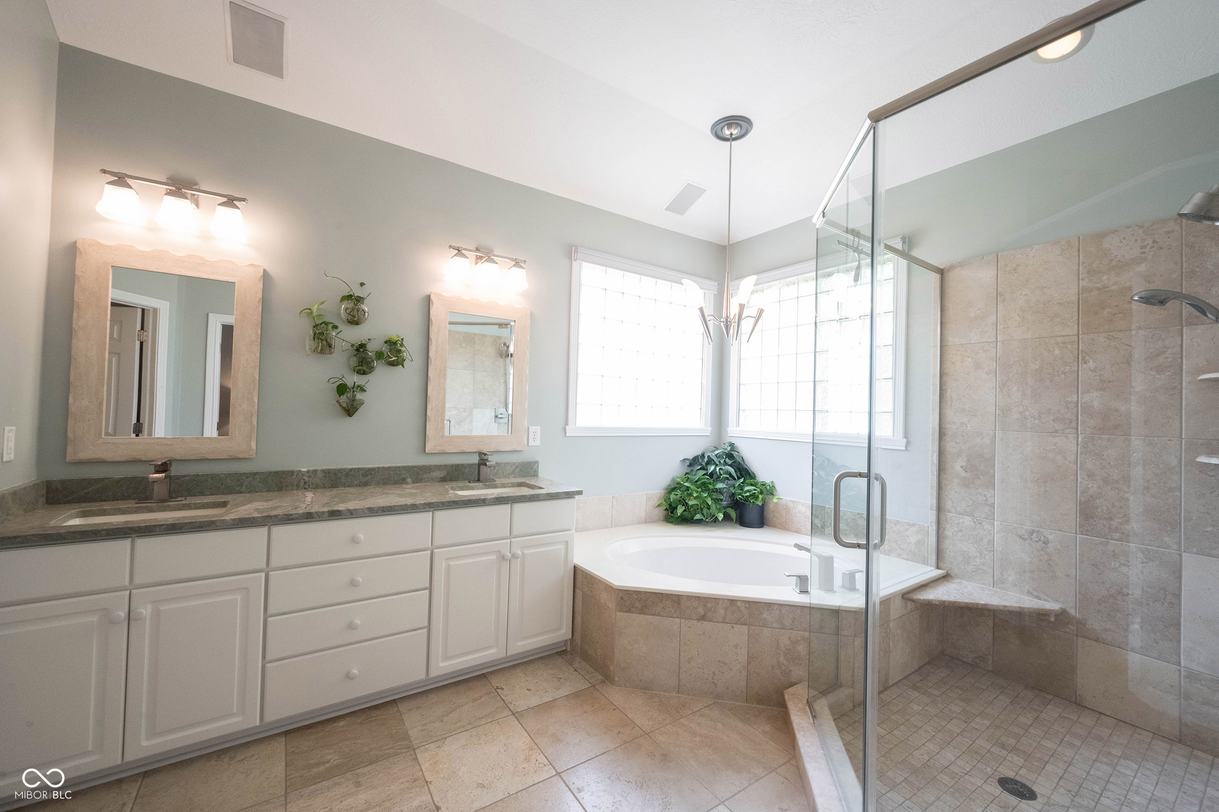 10510 Inverness Court