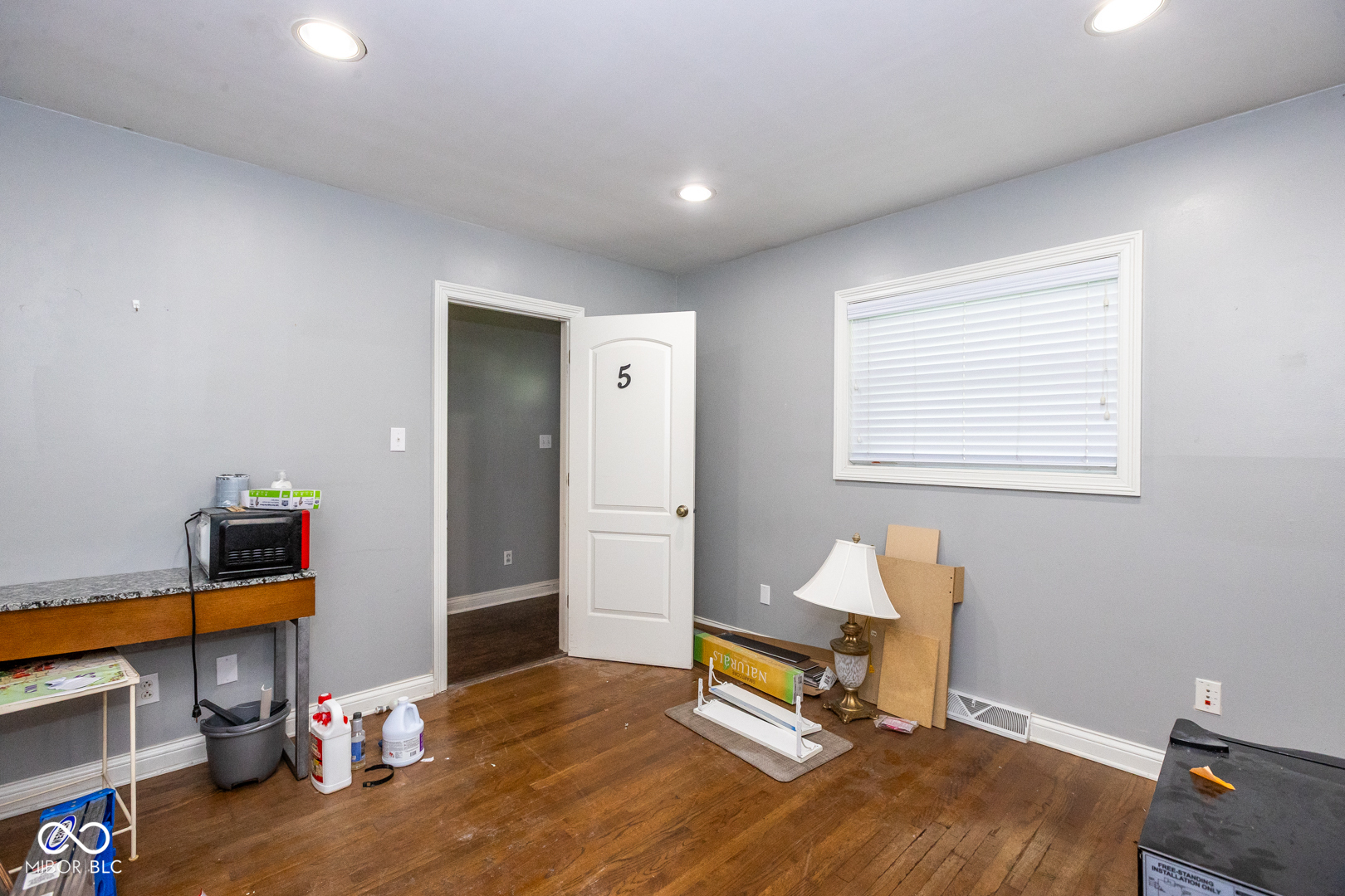 1459 E Brunswick Avenue