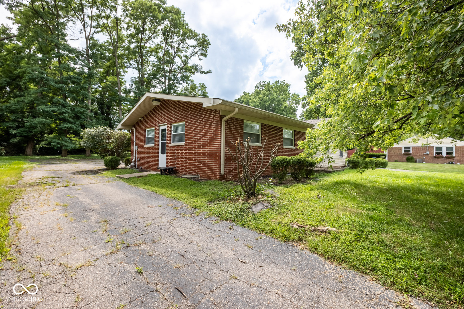 1459 E Brunswick Avenue