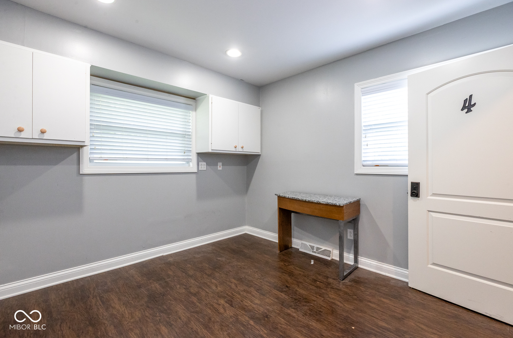 1459 E Brunswick Avenue