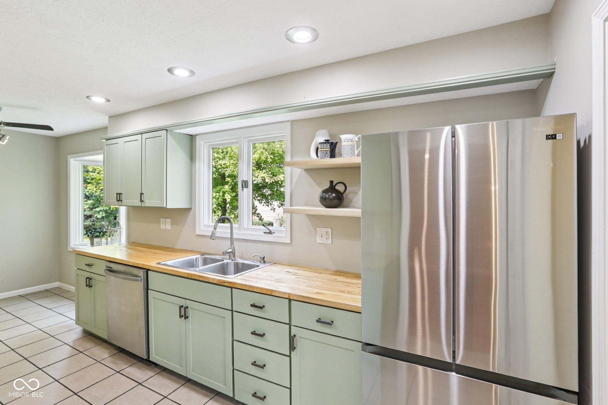 5653 Crittenden Avenue