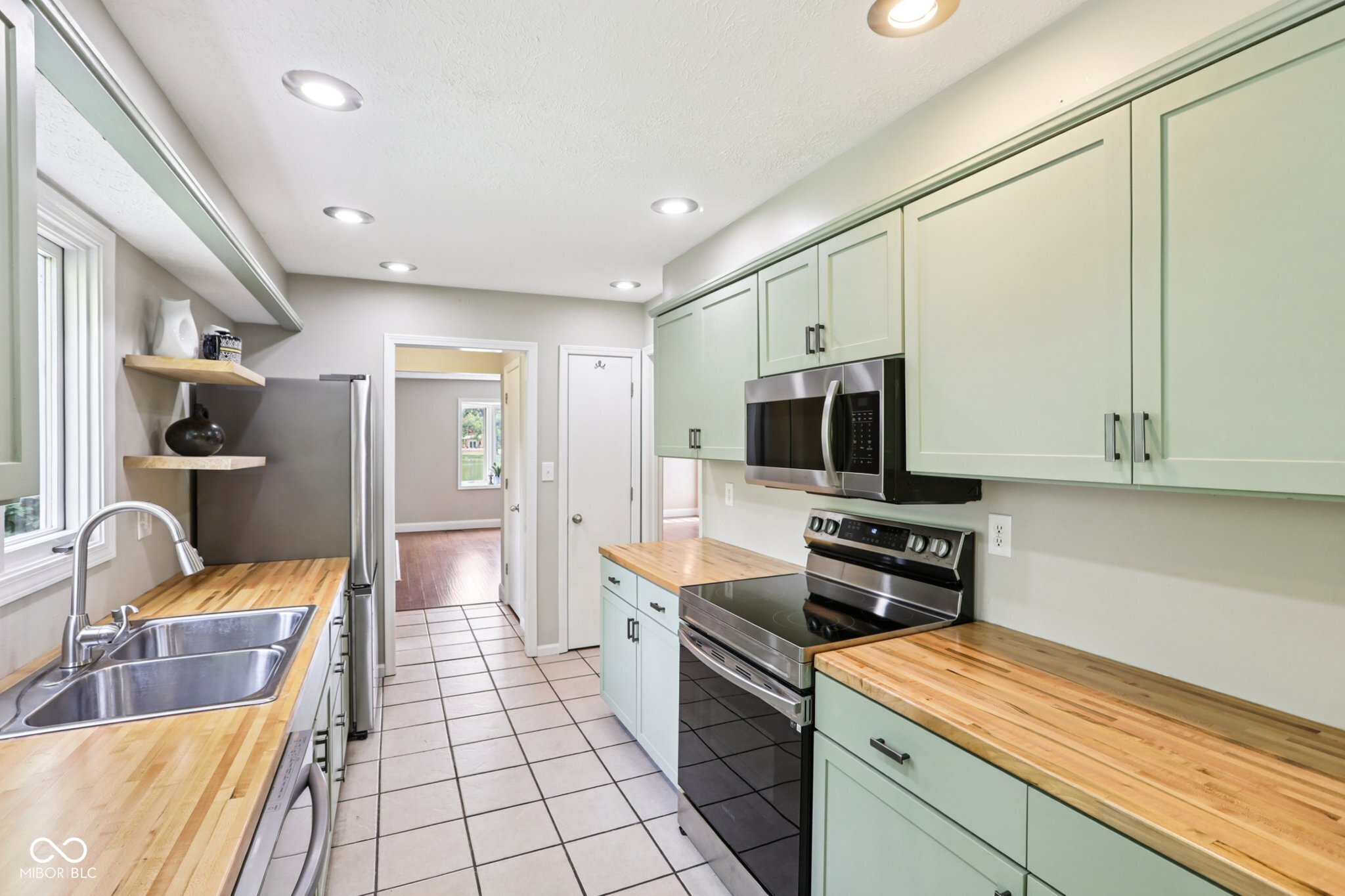 5653 Crittenden Avenue