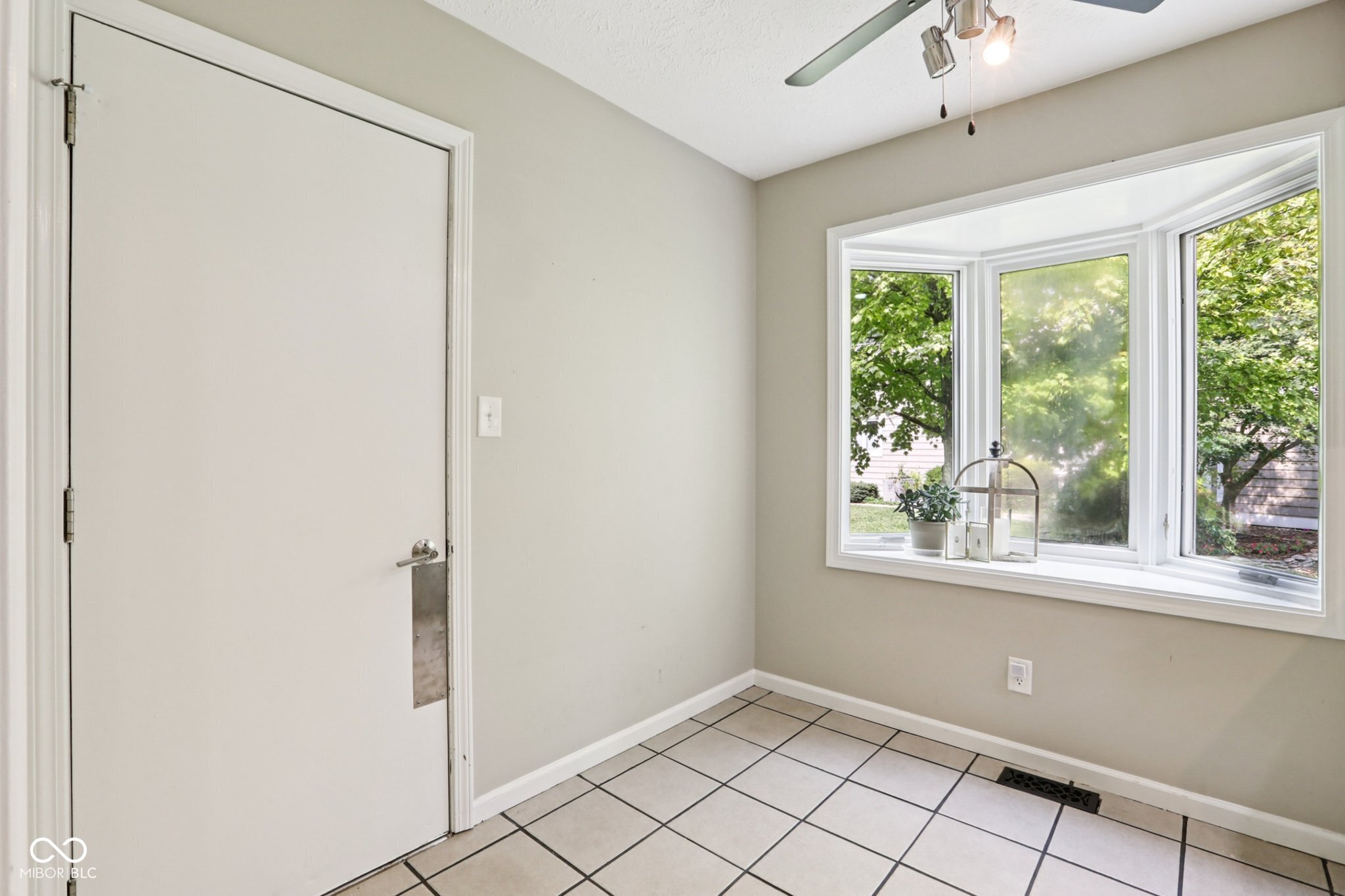 5653 Crittenden Avenue