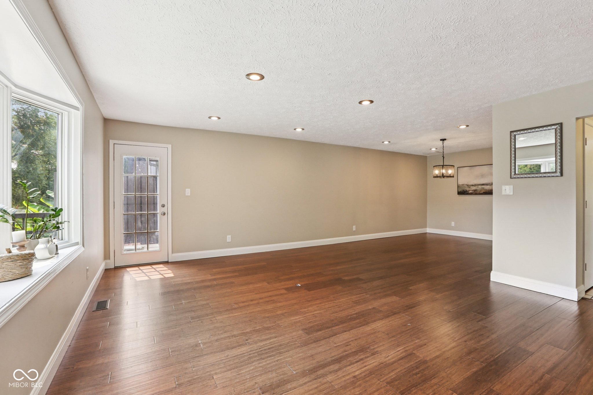 5653 Crittenden Avenue