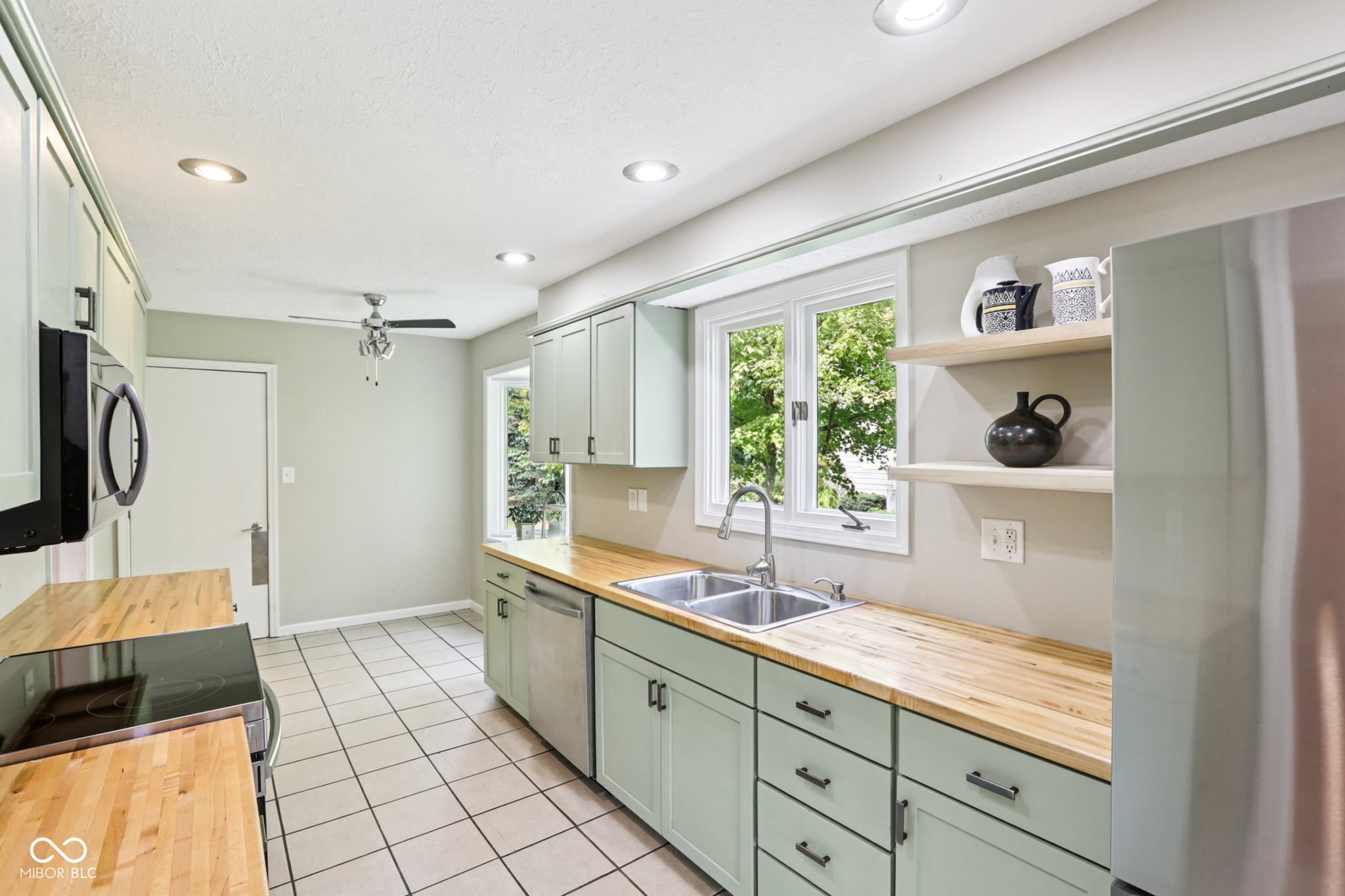 5653 Crittenden Avenue