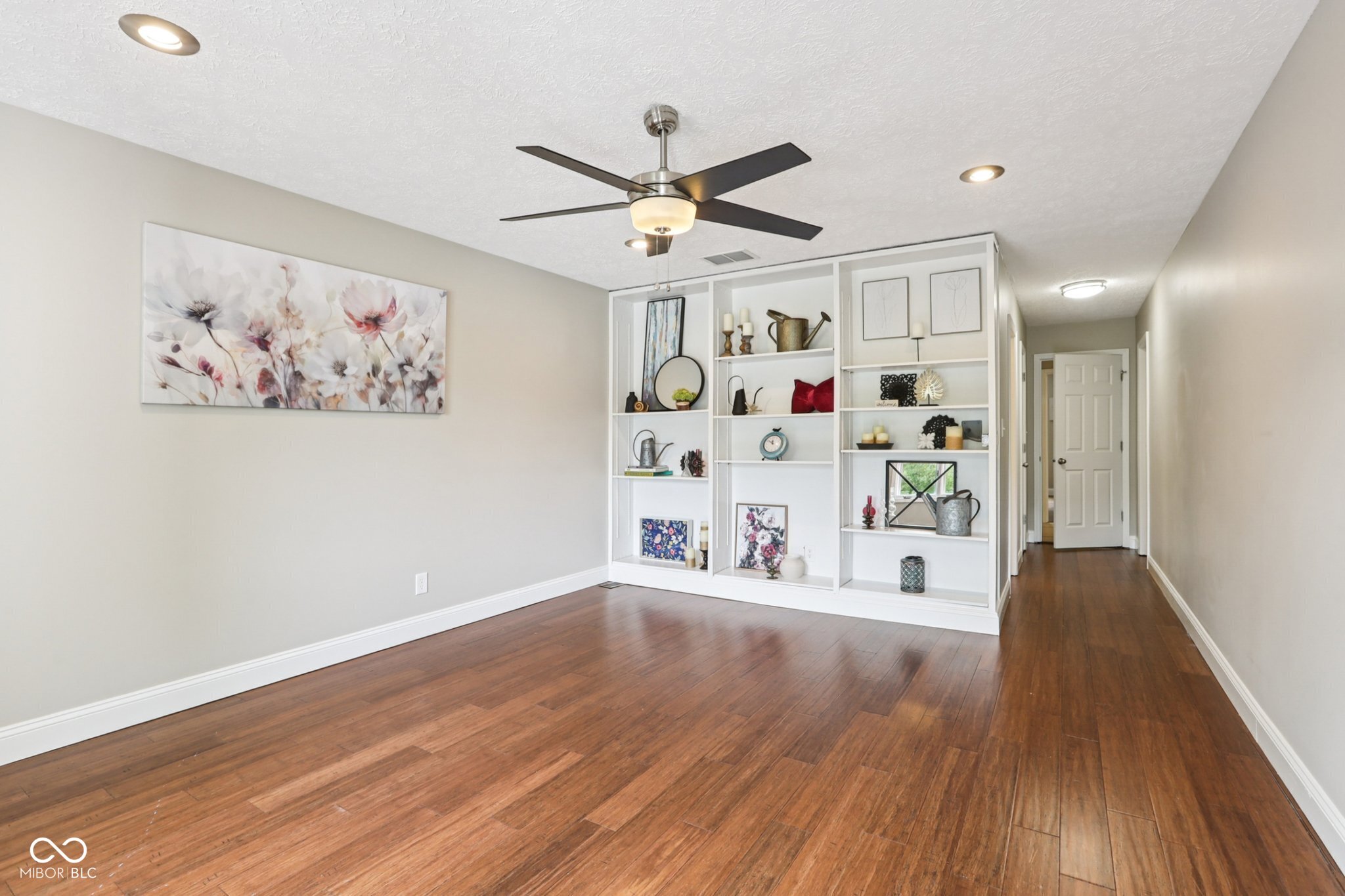 5653 Crittenden Avenue