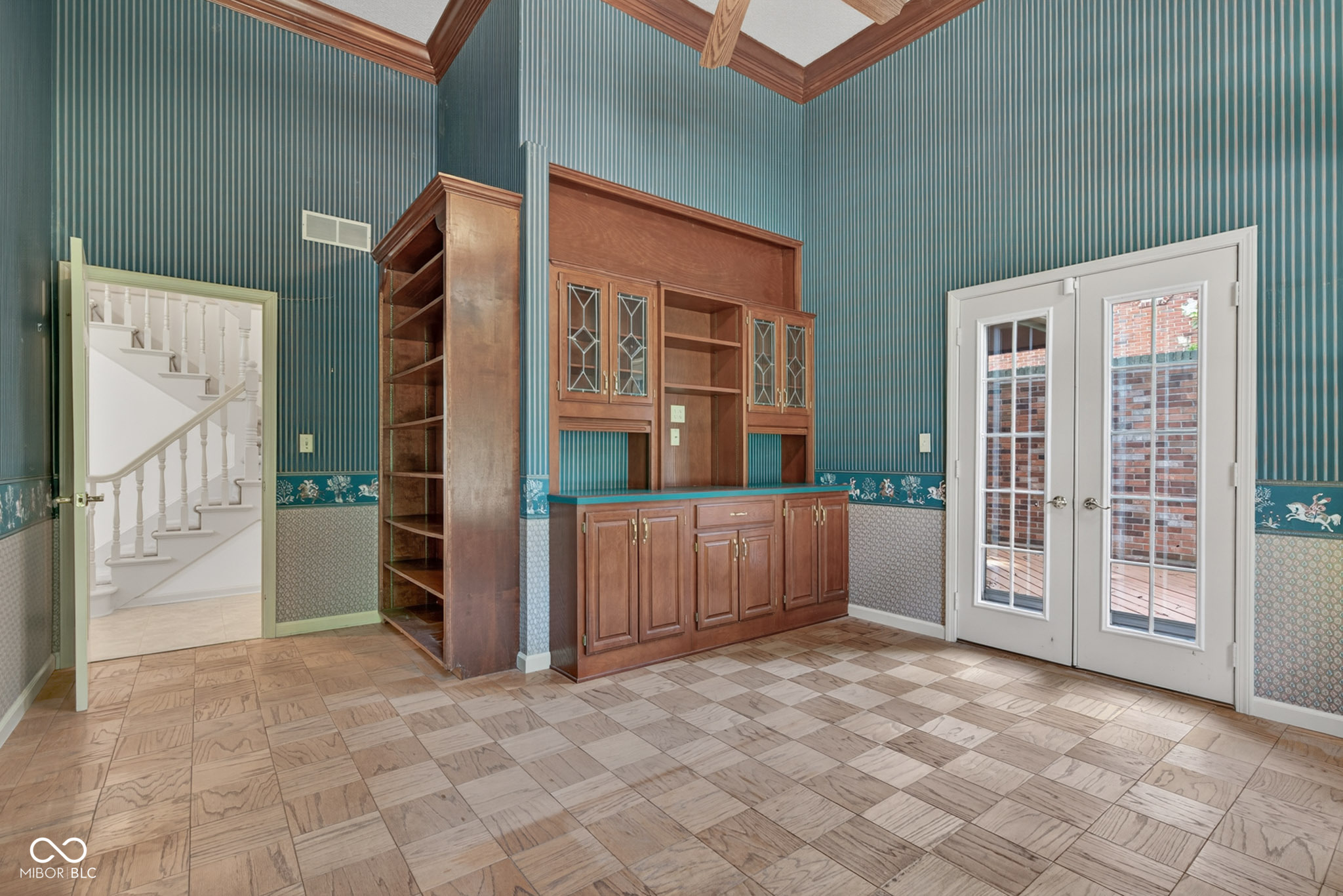 2304 N Kensington Way