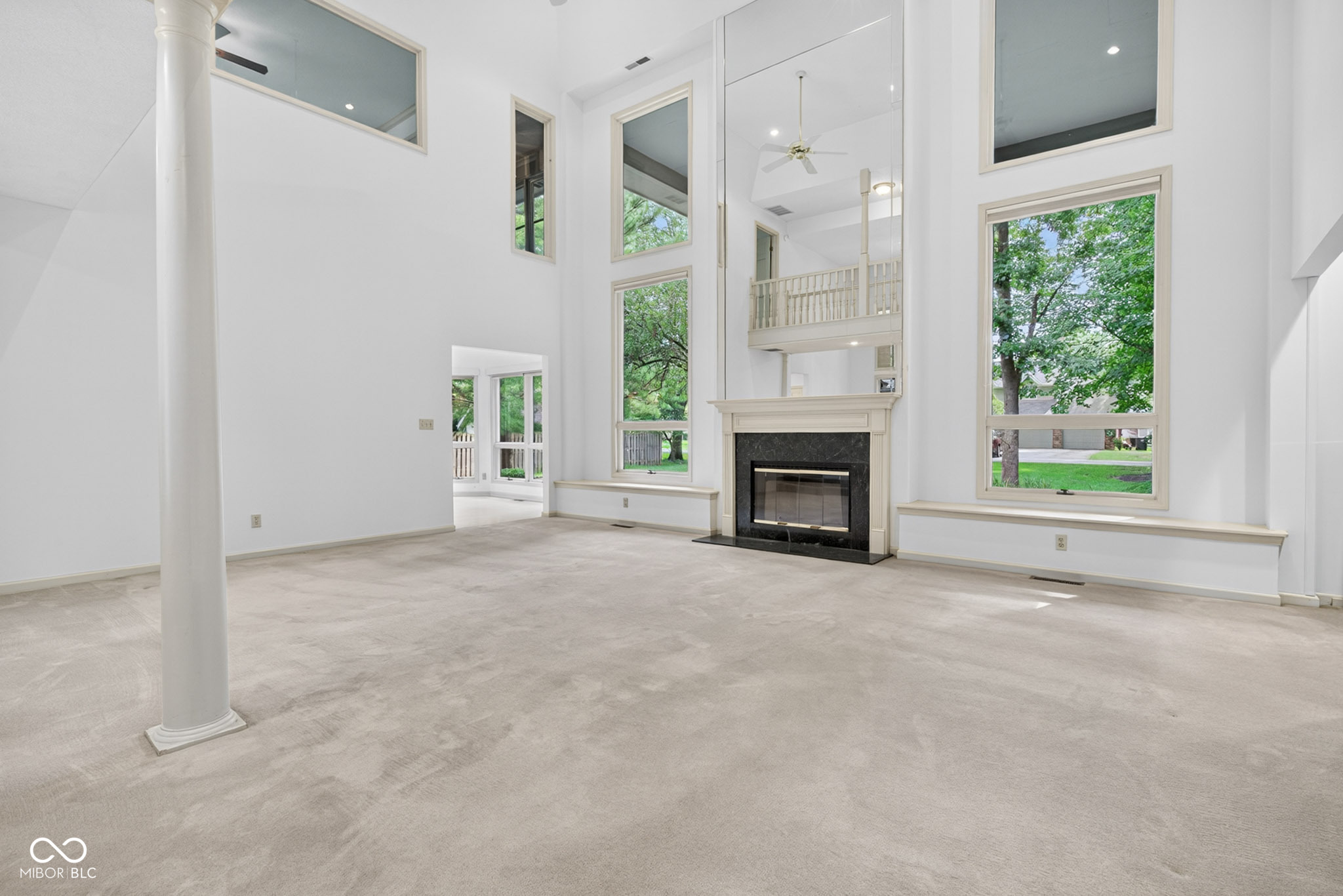 2304 N Kensington Way