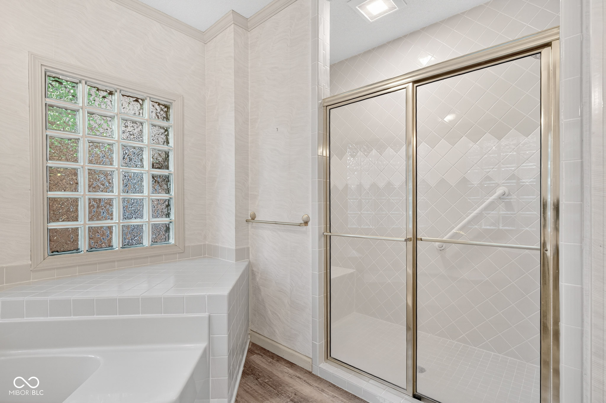 2304 N Kensington Way