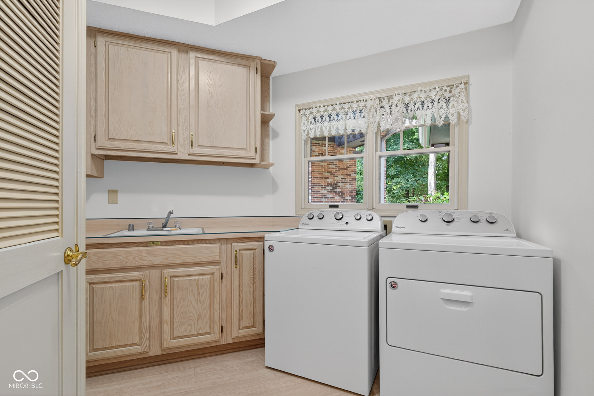 2304 N Kensington Way