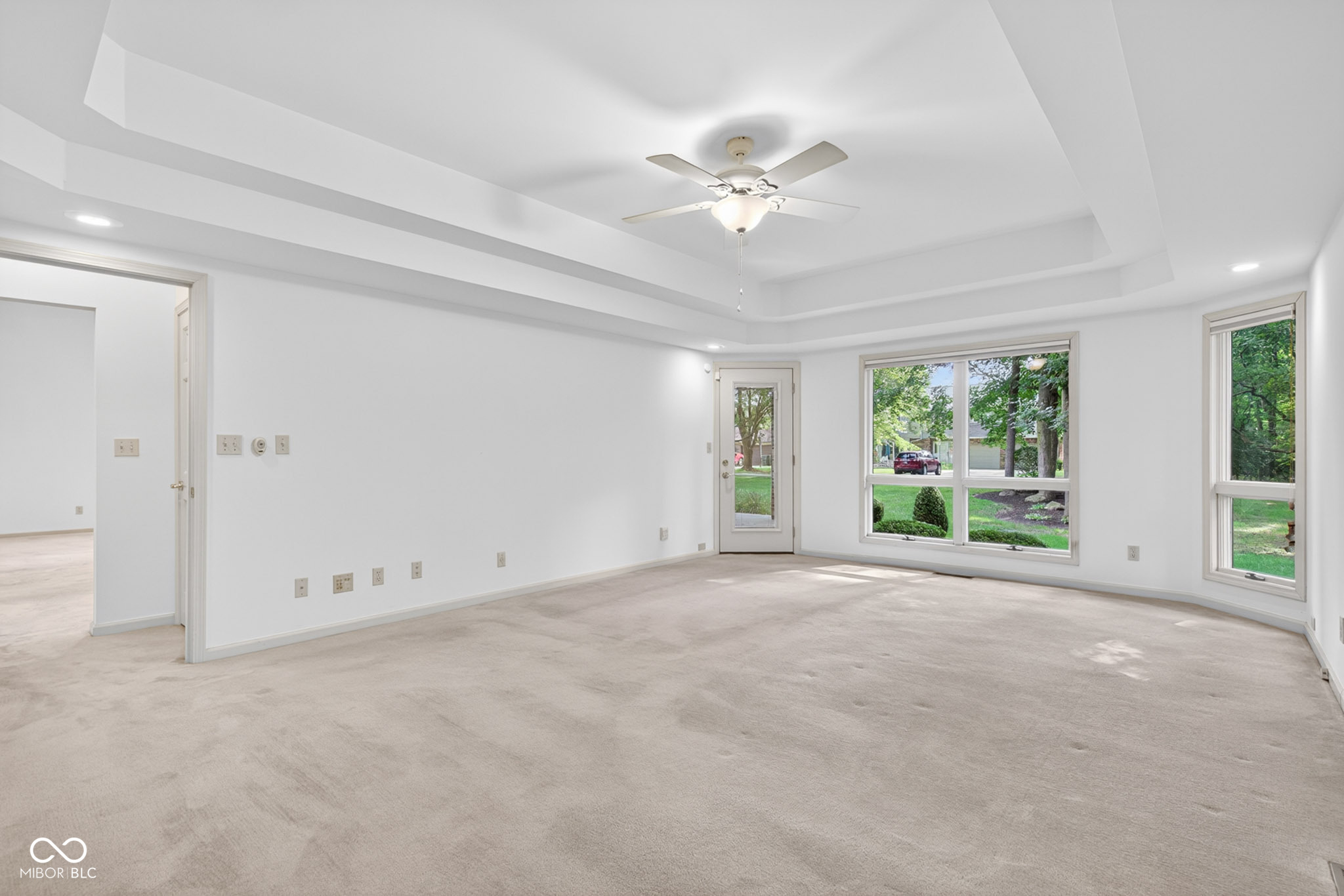 2304 N Kensington Way