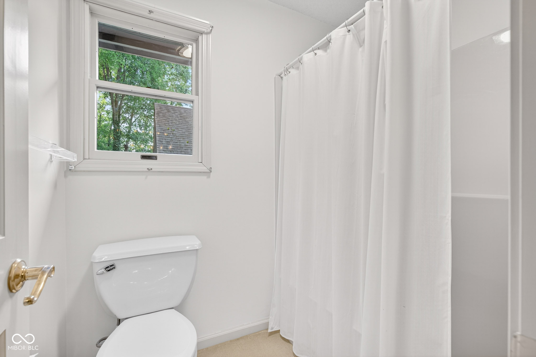 2304 N Kensington Way