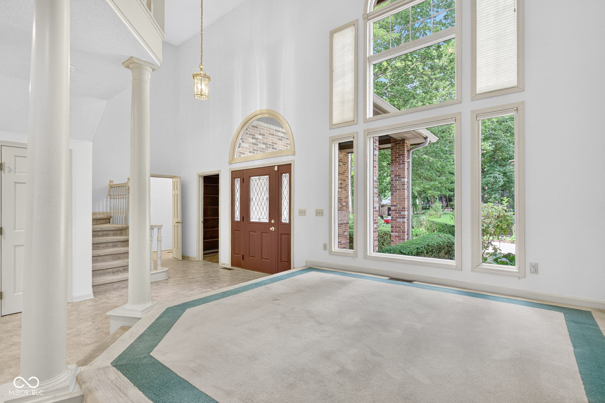 2304 N Kensington Way