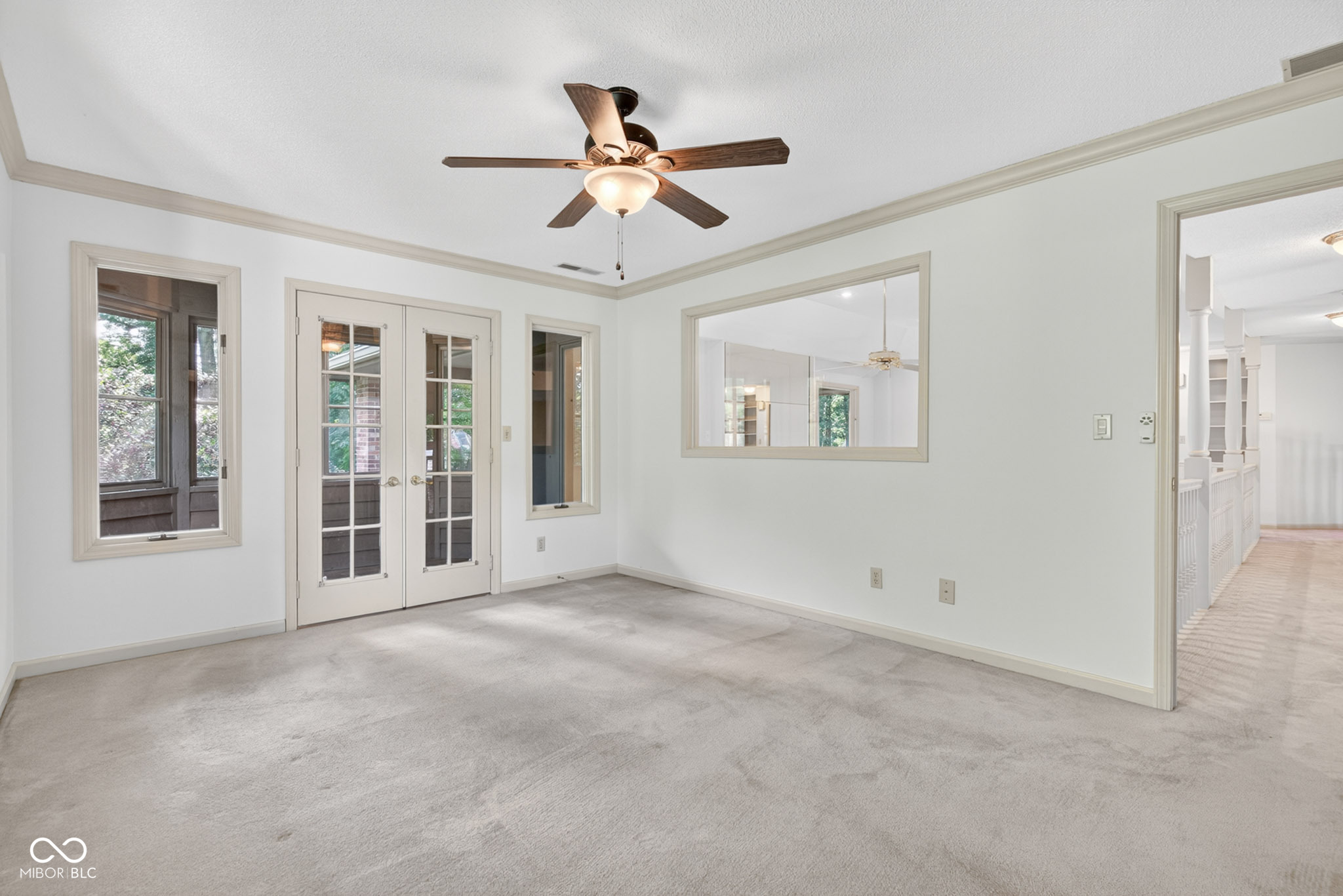 2304 N Kensington Way