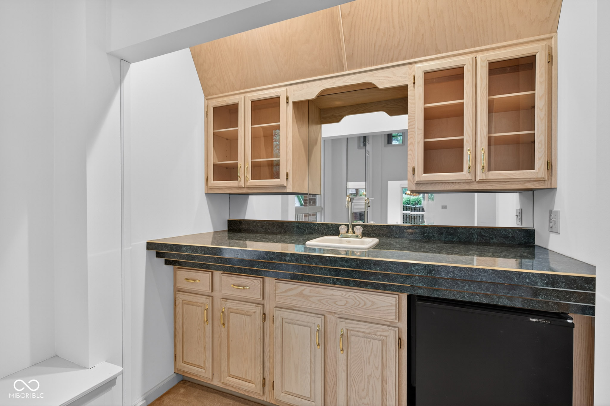 2304 N Kensington Way