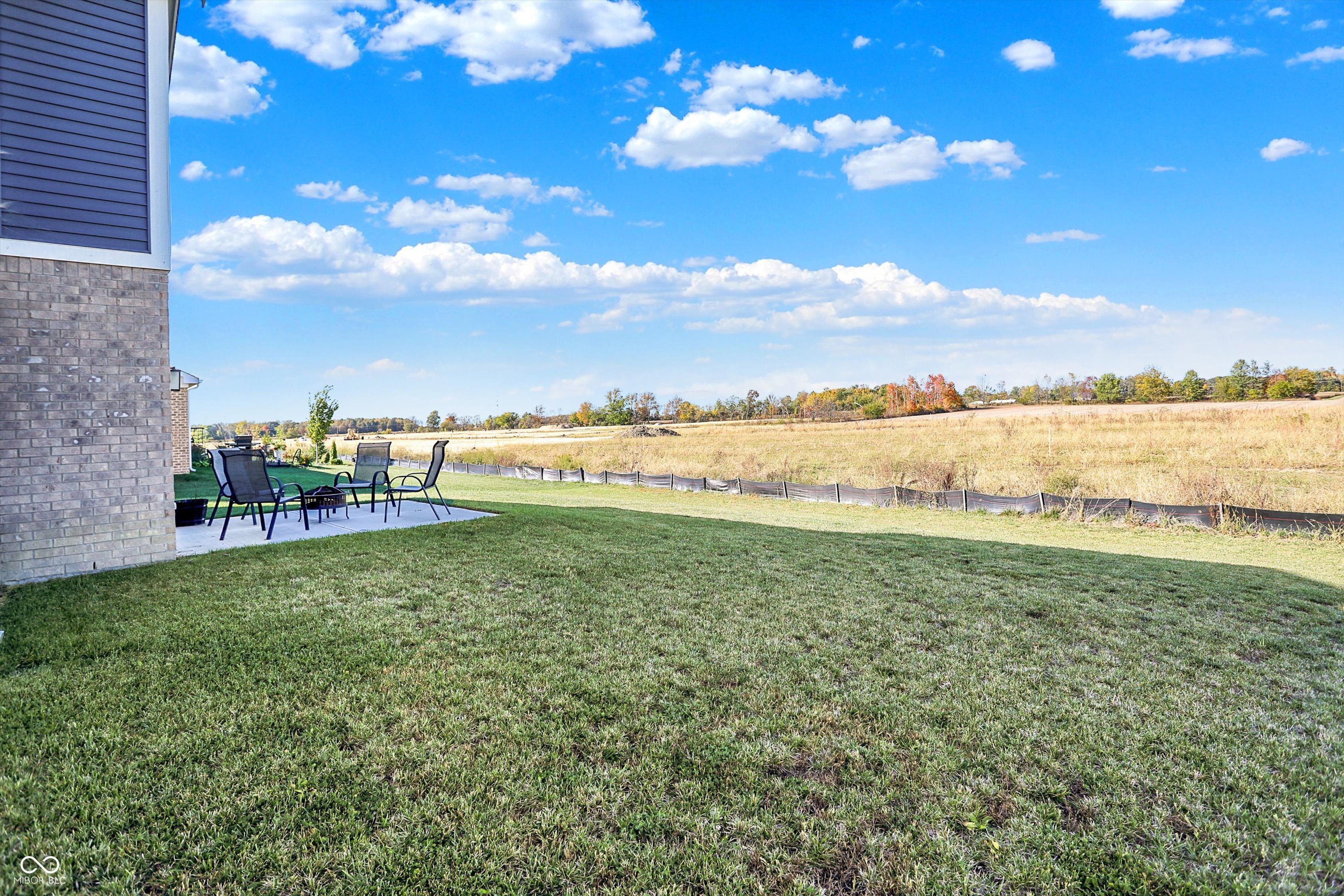 6390 Flag Stop Drive