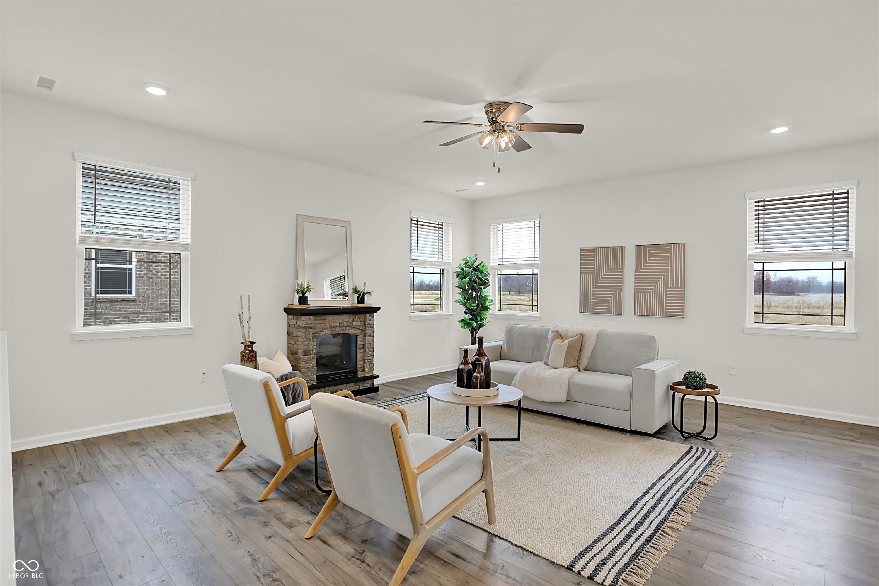 6390 Flag Stop Drive