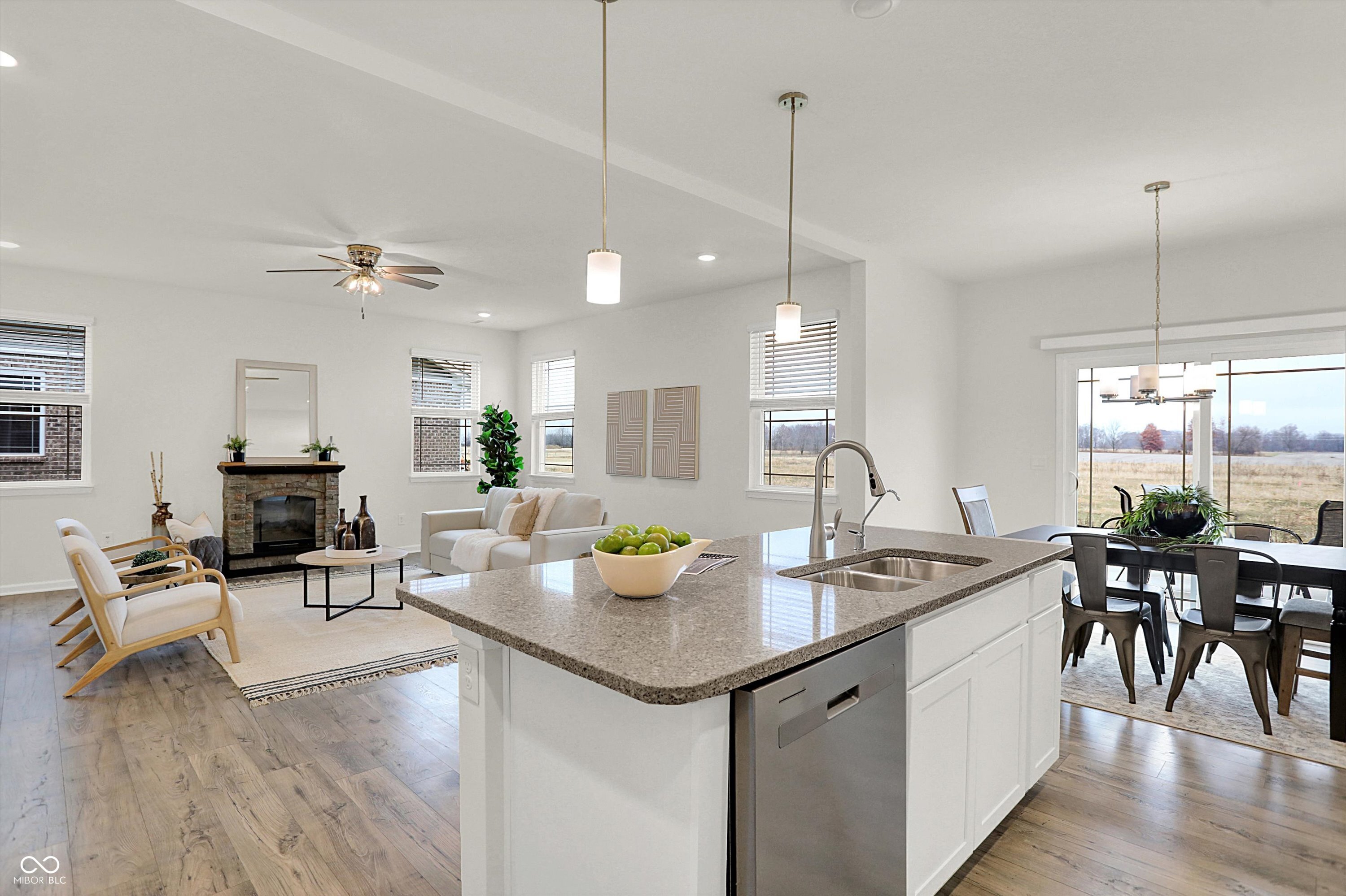 6390 Flag Stop Drive