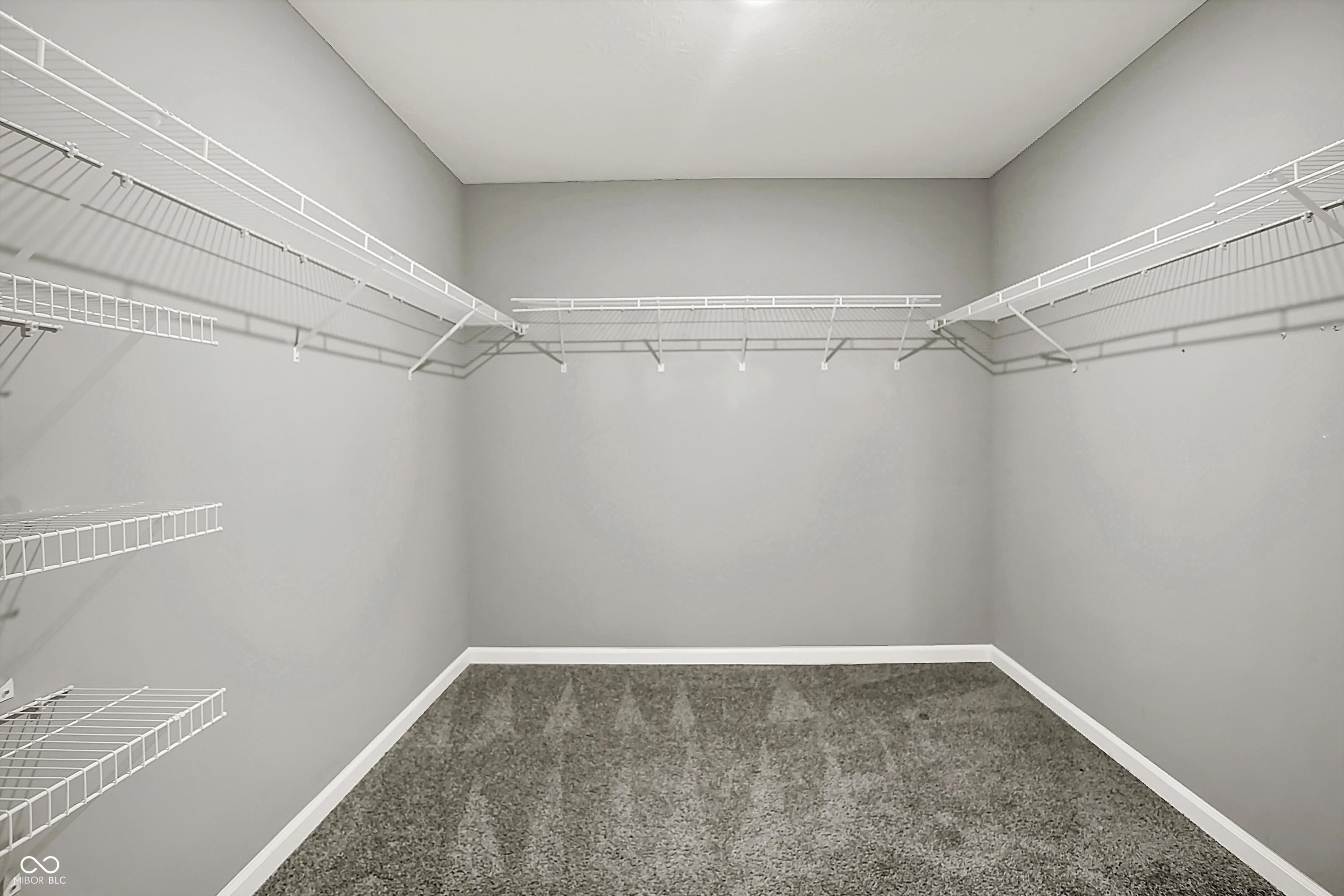 6390 Flag Stop Drive